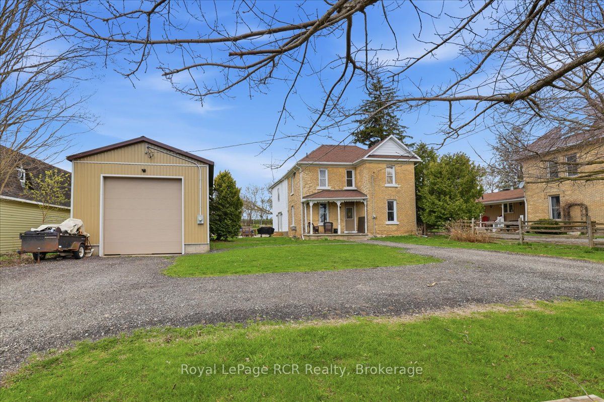 392010 Grey Road 109 Property Photo 1