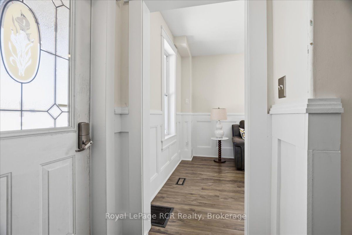 392010 Grey Road 109 Property Photo 5