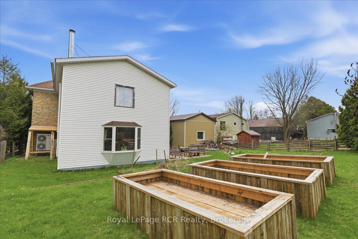 392010 Grey Road 109 Property Photo 38