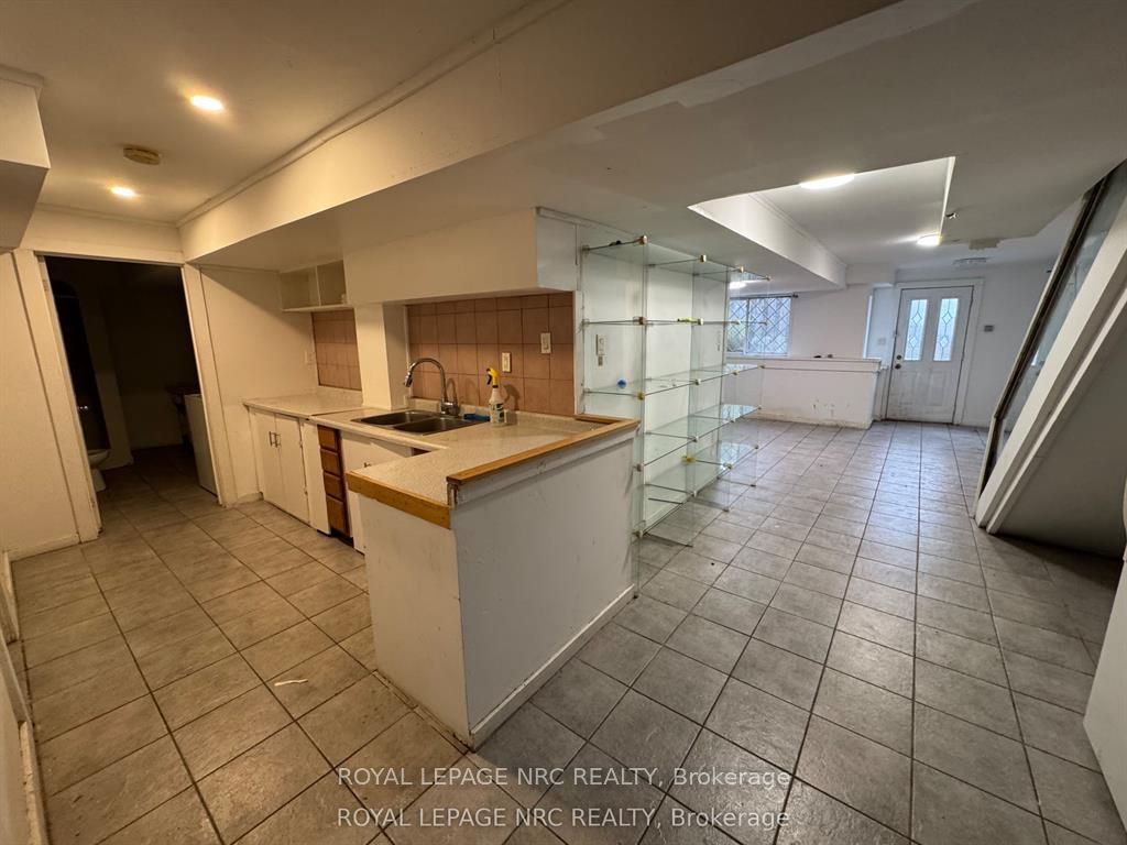 6 Pearl Ann Drive Property Photo 11