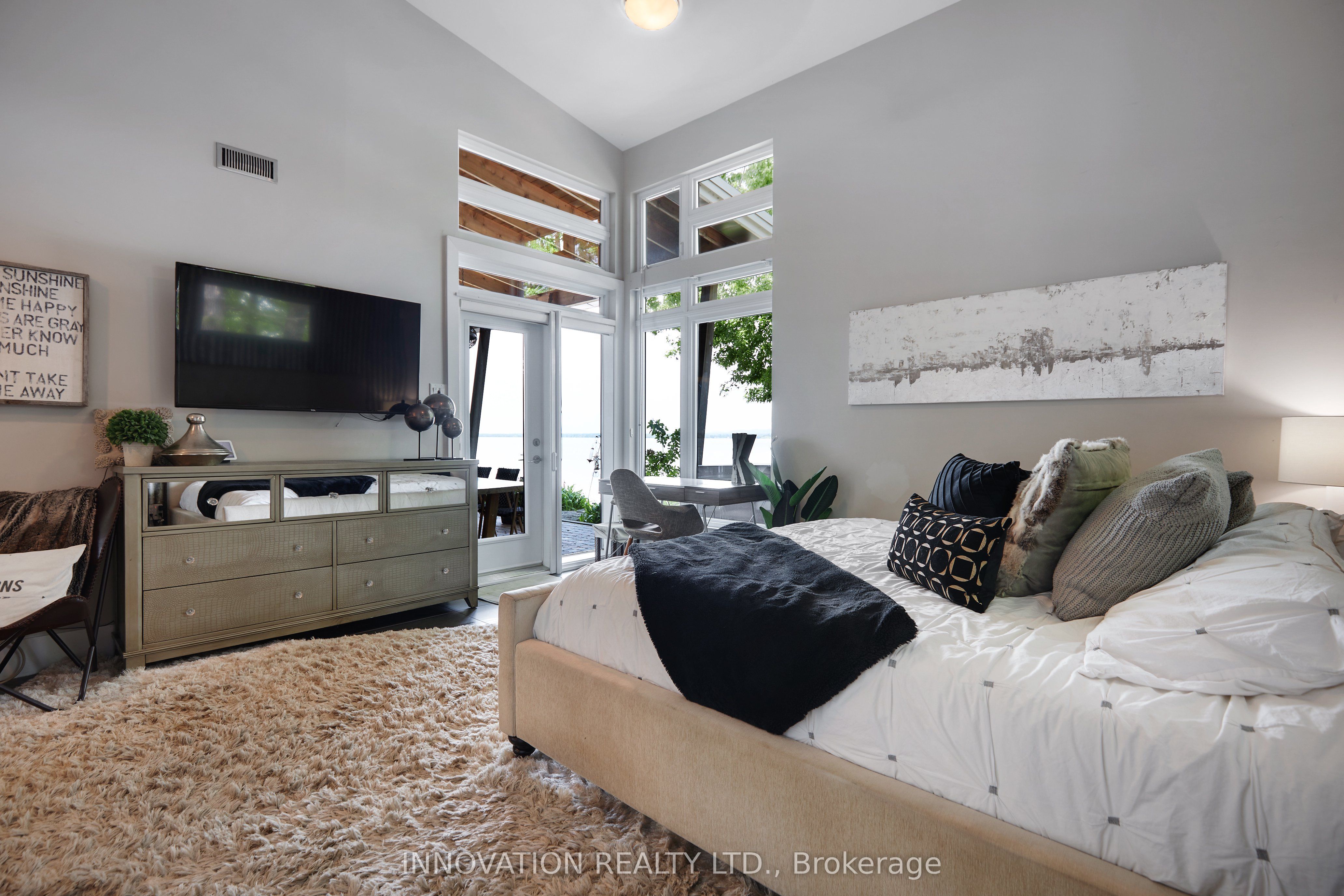 684 Bayview Drive Property Photo 21