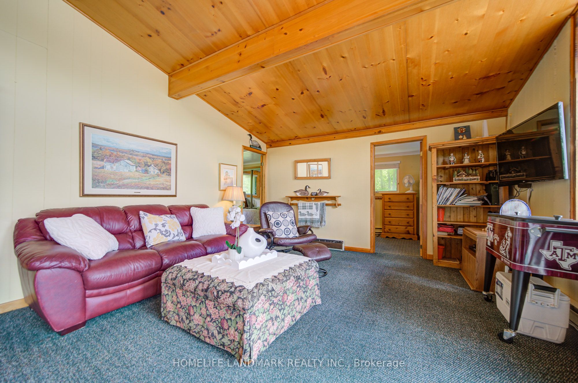 1093 Cooper Point Road 8 Property Photo 24