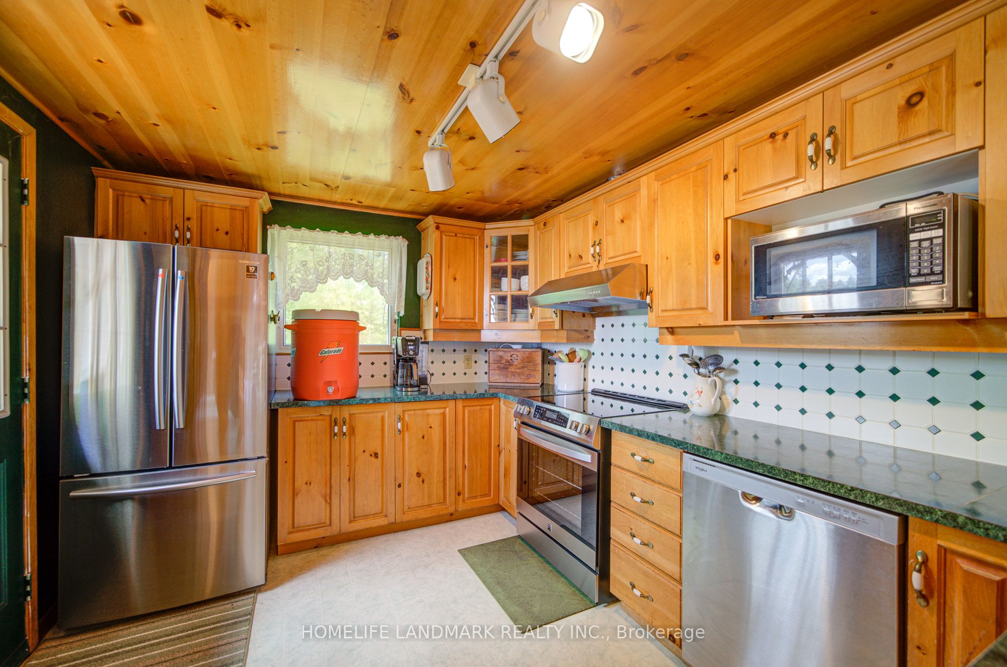 1093 Cooper Point Road 8 Property Photo 27