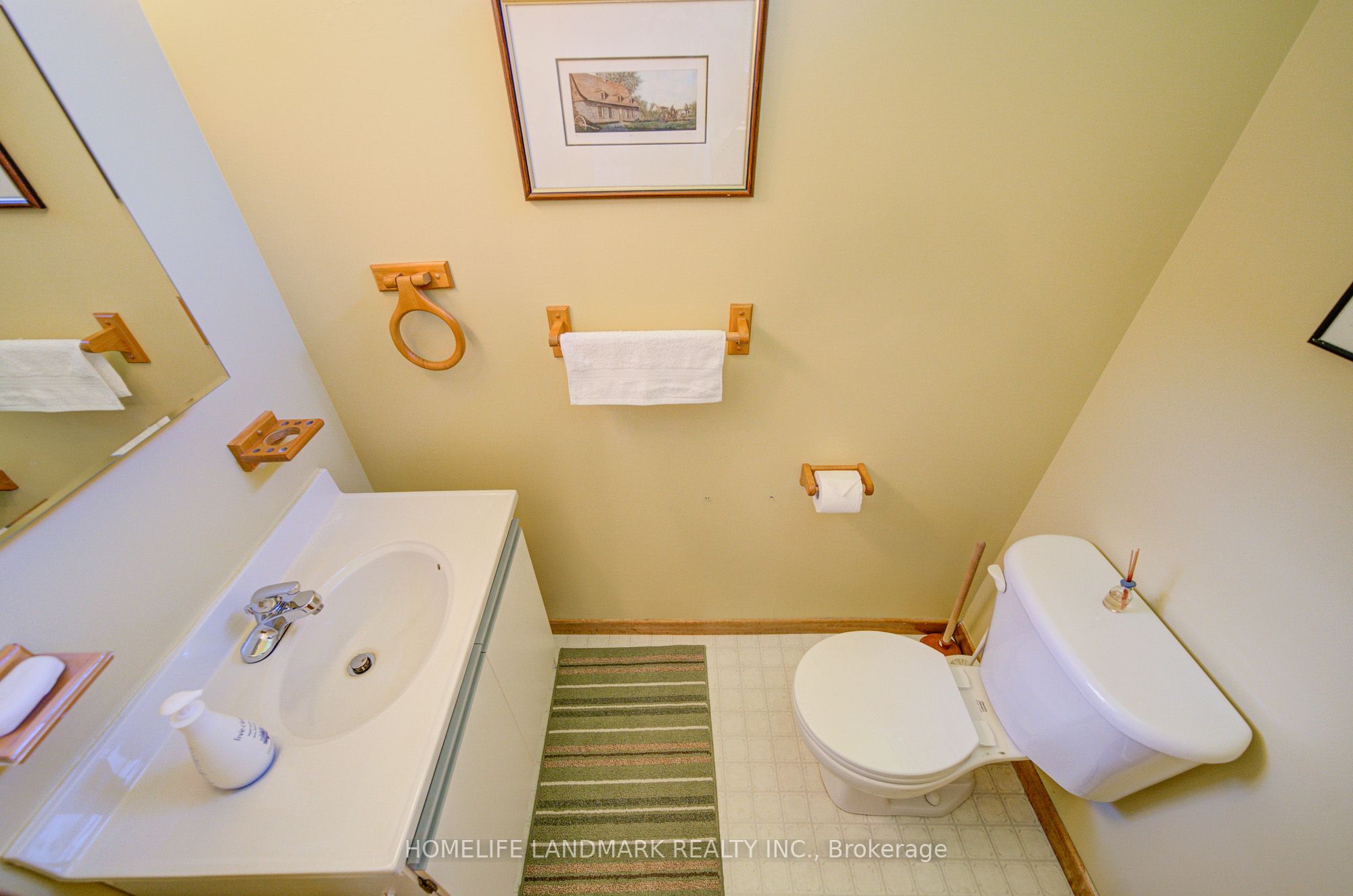 1093 Cooper Point Road 8 Property Photo 33