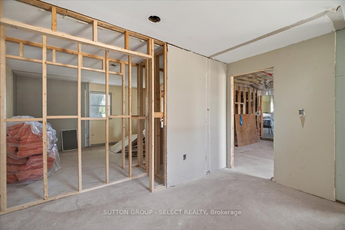 8833 Confederation Line Property Photo 16