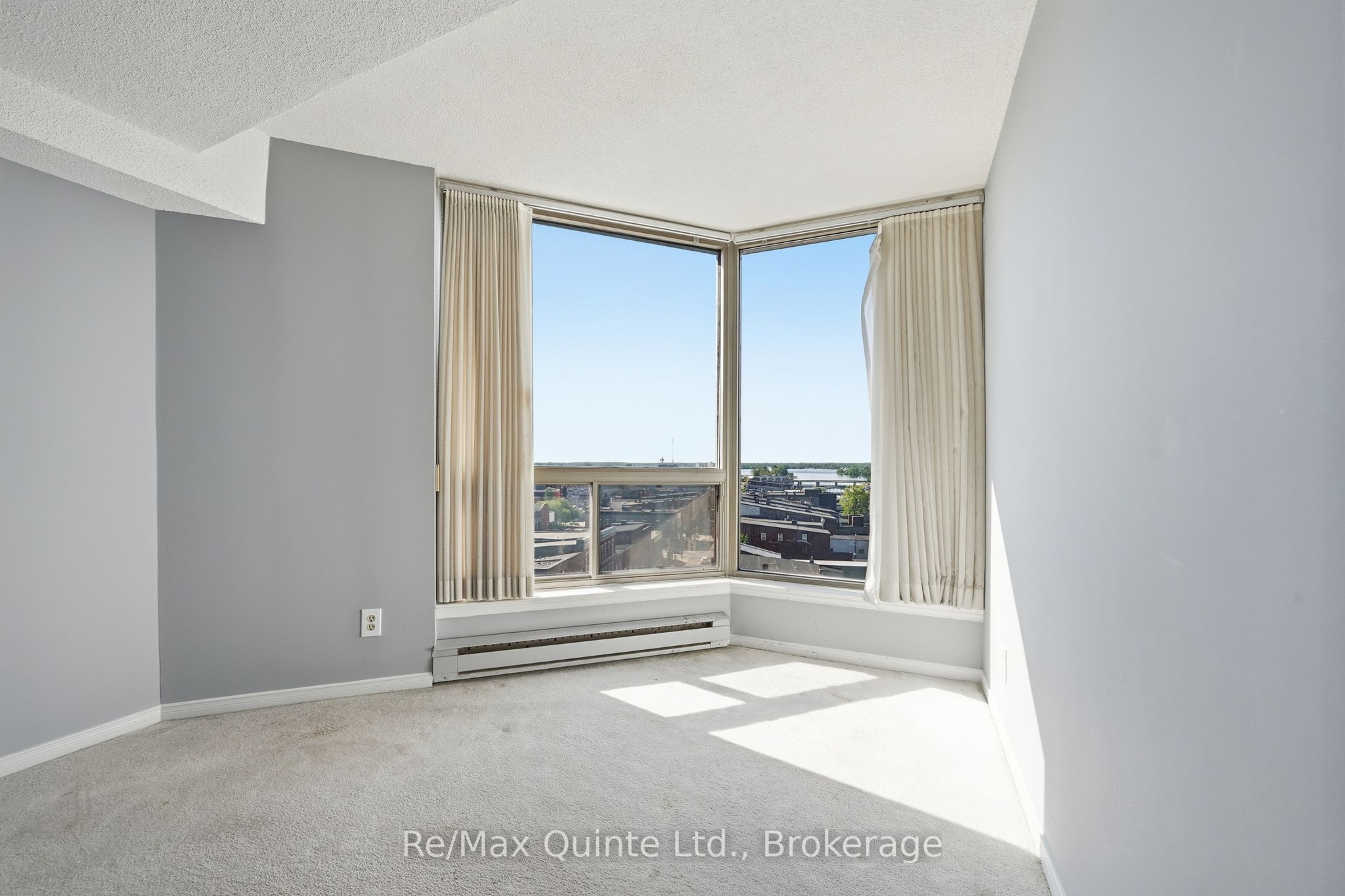 350 Front Street 1006 Property Photo 30