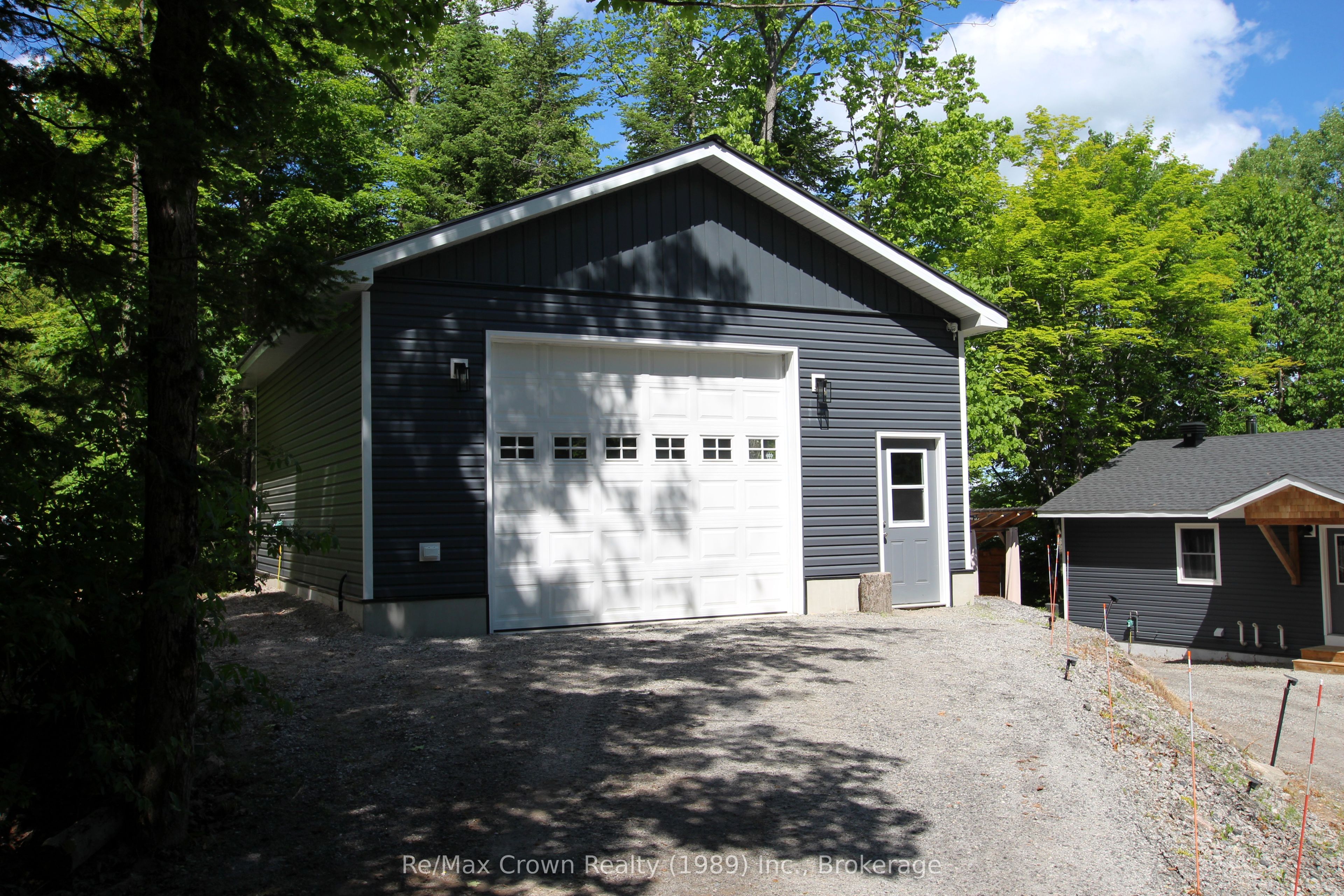 771 Limberlost Point Road Property Photo 34