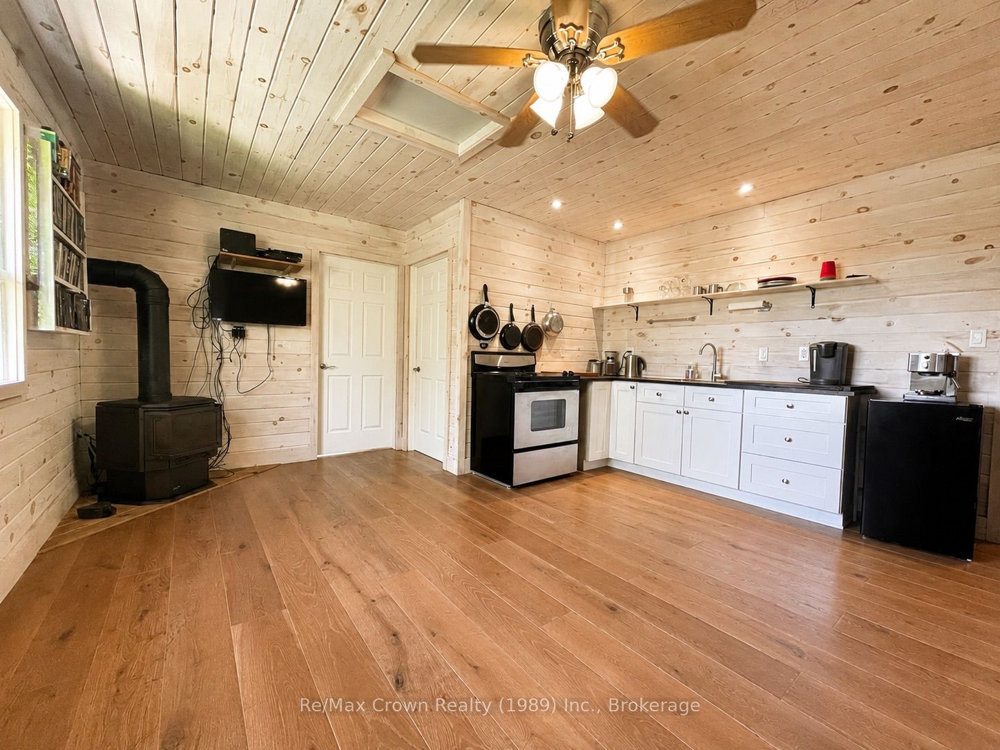 771 Limberlost Point Road Property Photo 41