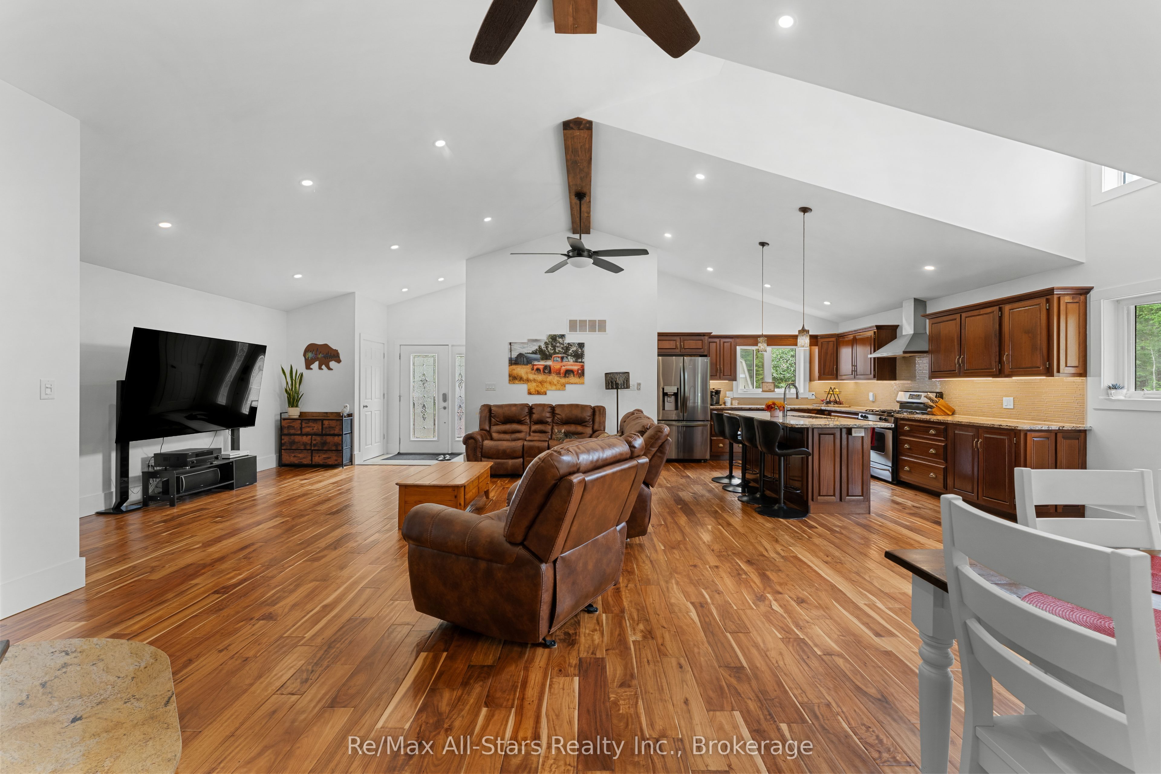 728 Galway Road Property Photo 4