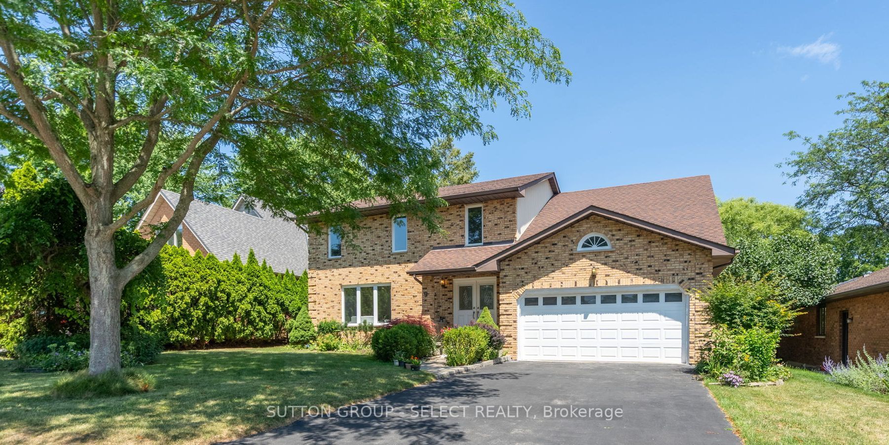 9 ULLSWATER Crescent