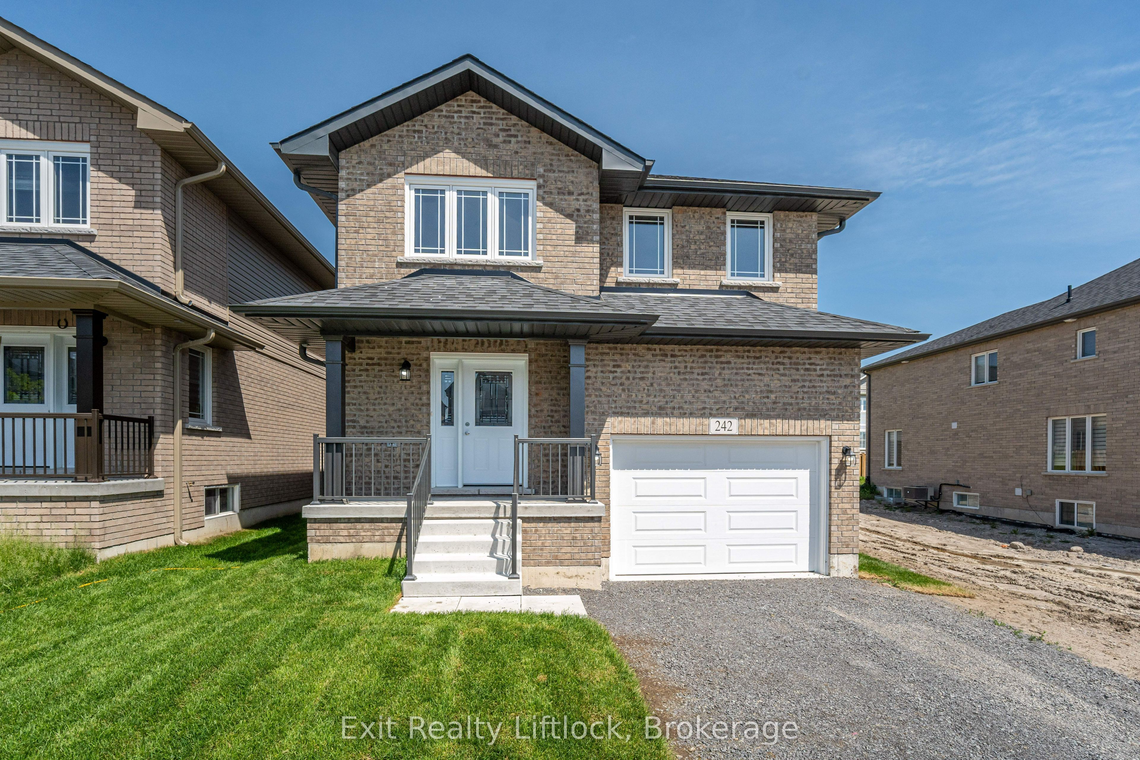 242 O'Neil Street Property Photo 1