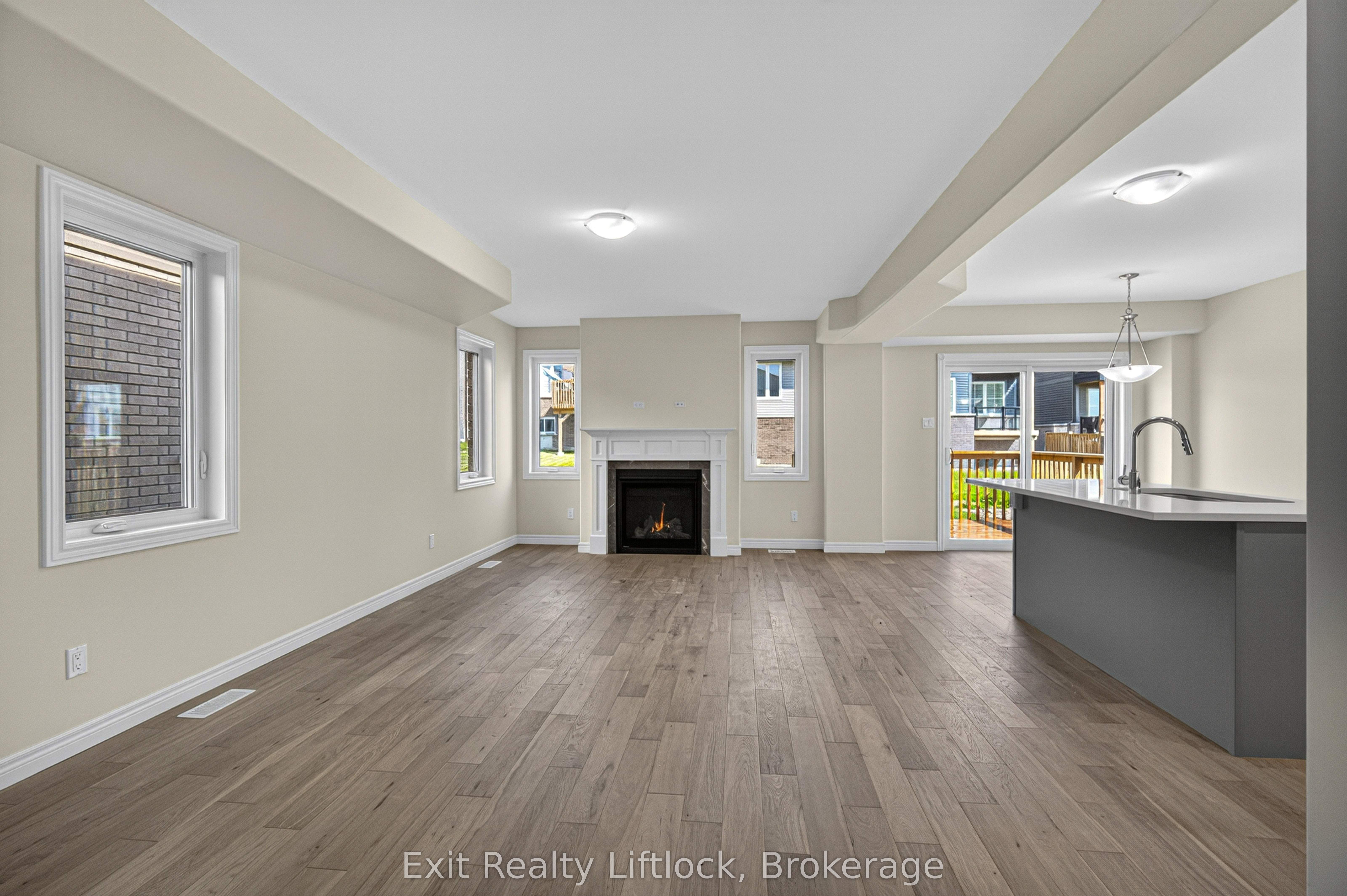 242 O'neil Street Property Photo 6