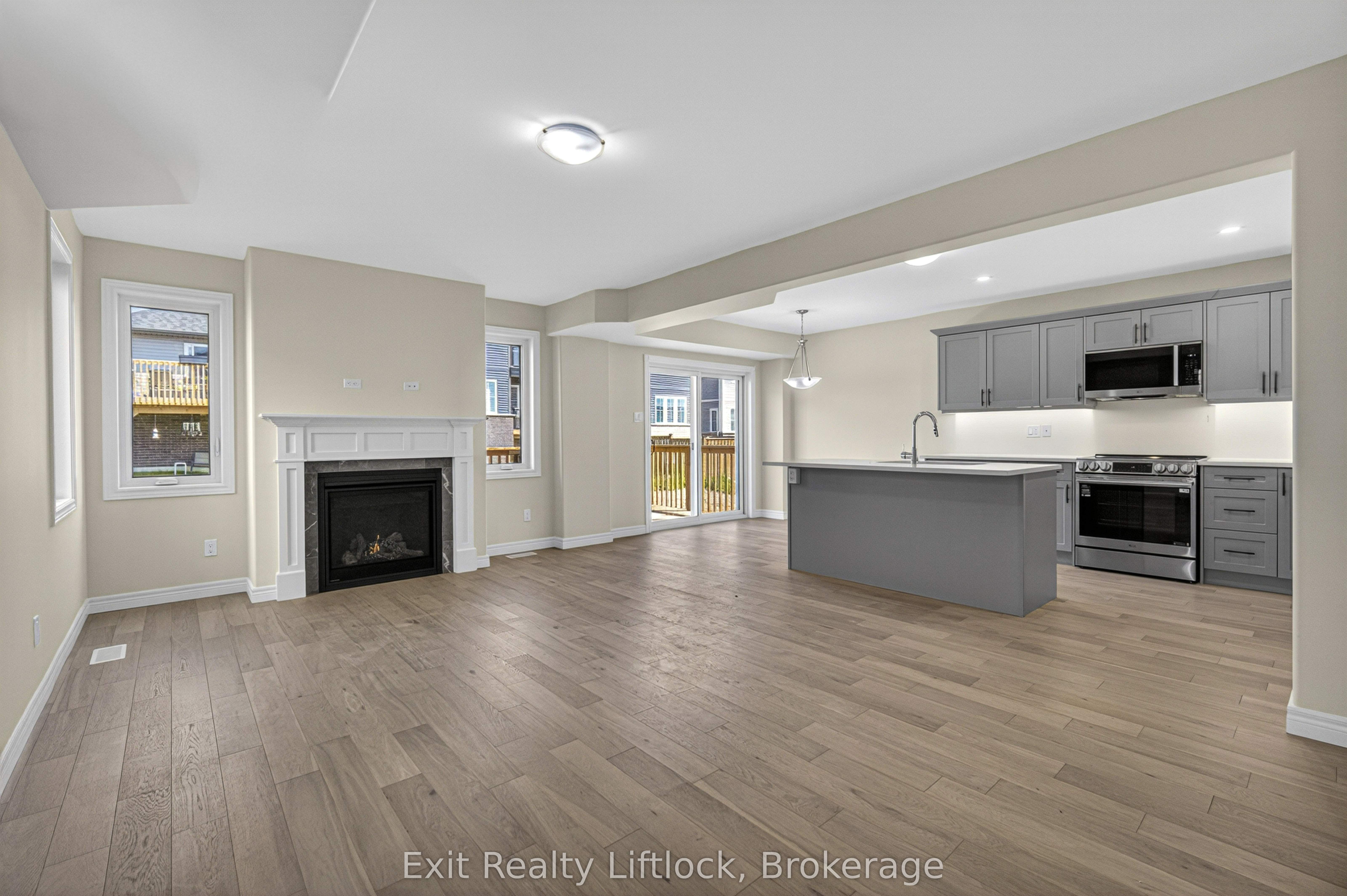 242 O'neil Street Property Photo 9