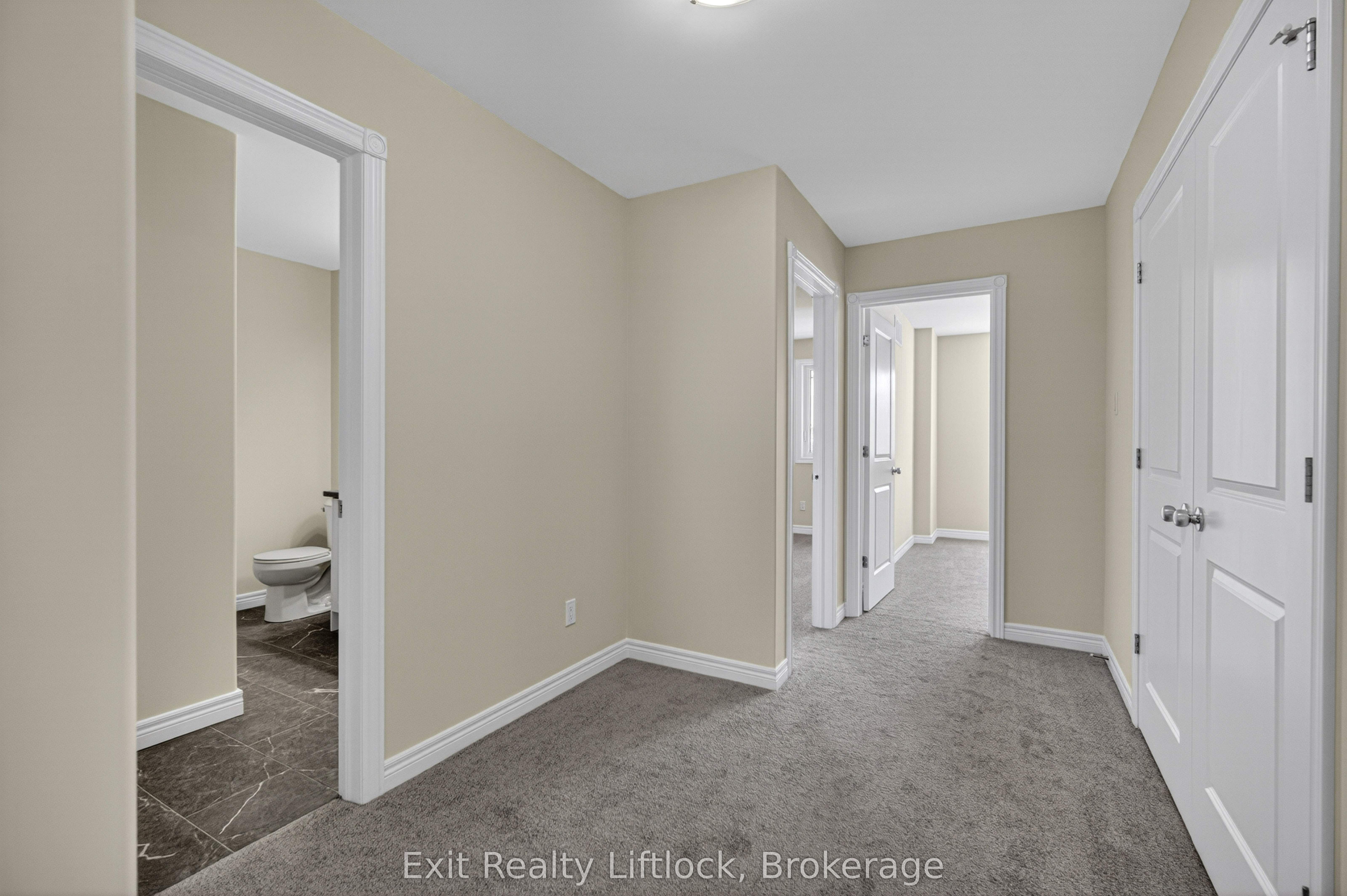 242 O'neil Street Property Photo 28