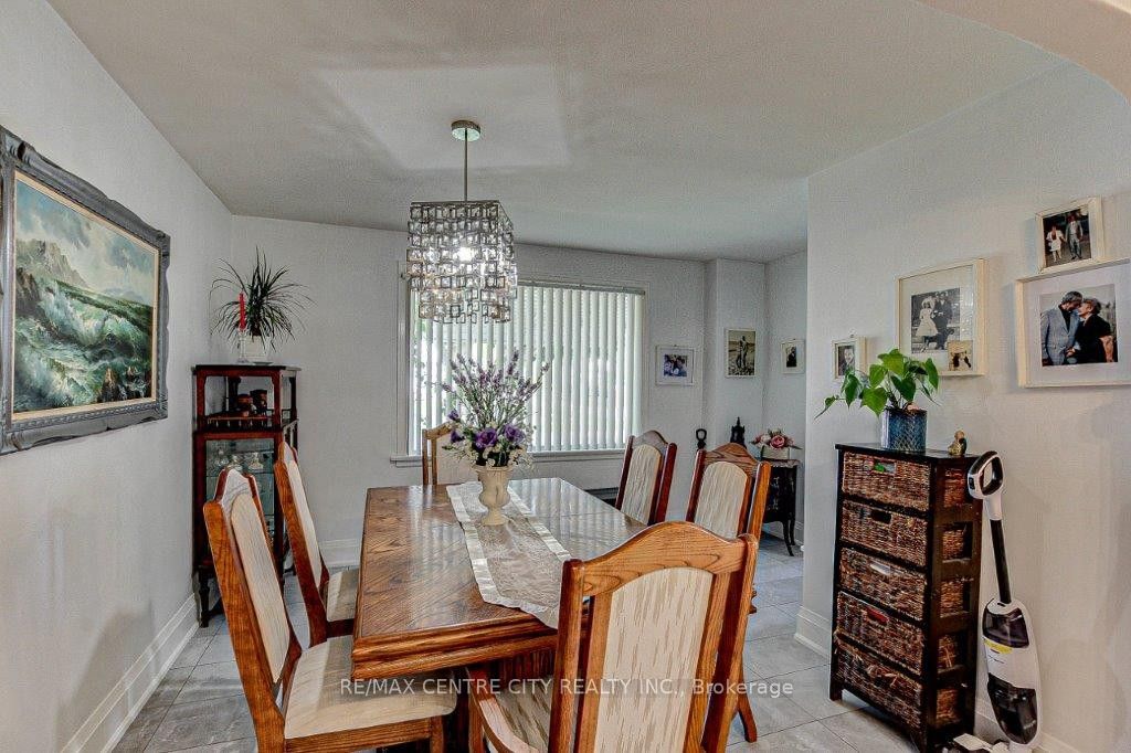 465 Ashland Avenue Property Photo 25