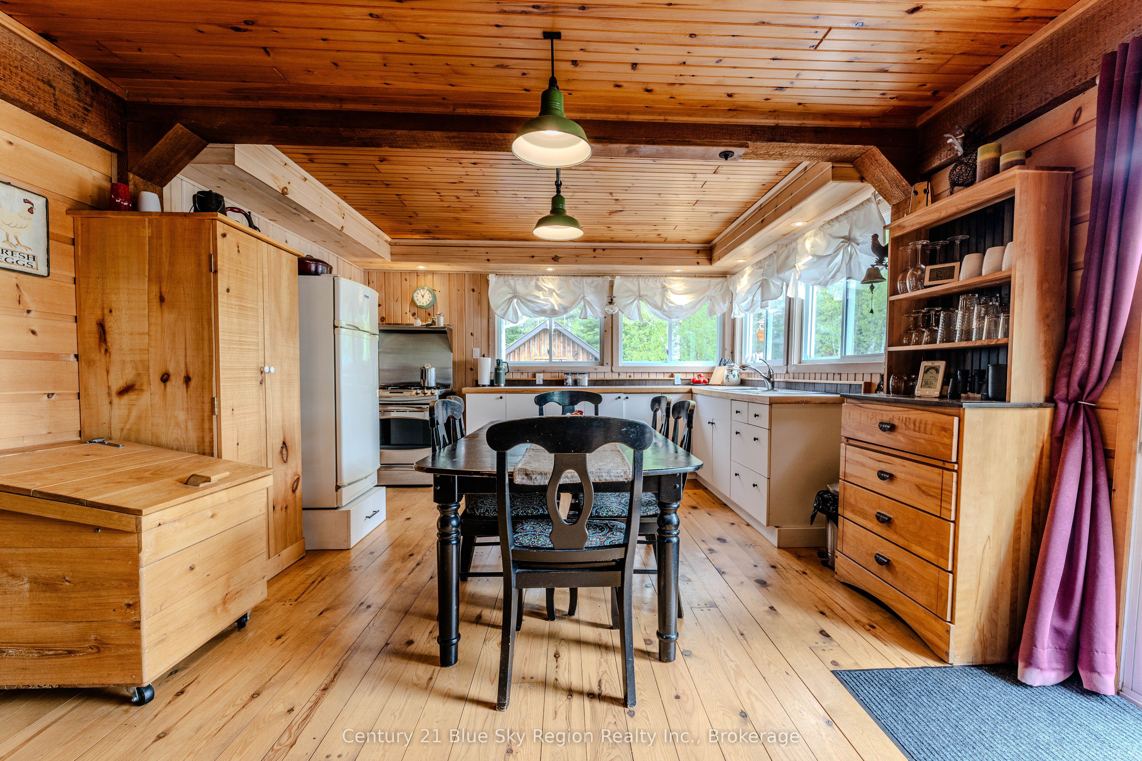 10385 Rabbit Lake Property Photo 6