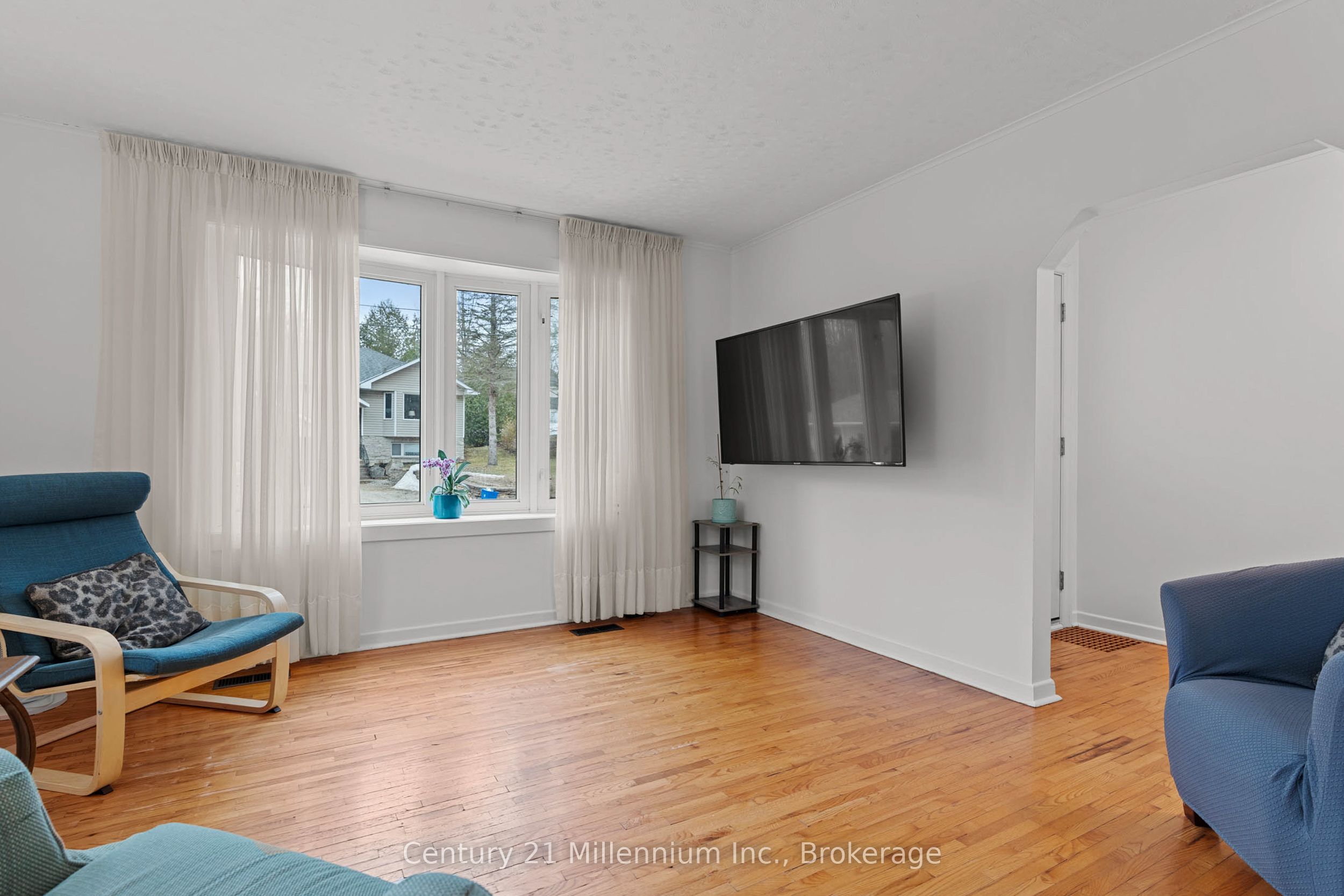 1420 7th Avenue W Property Photo 14