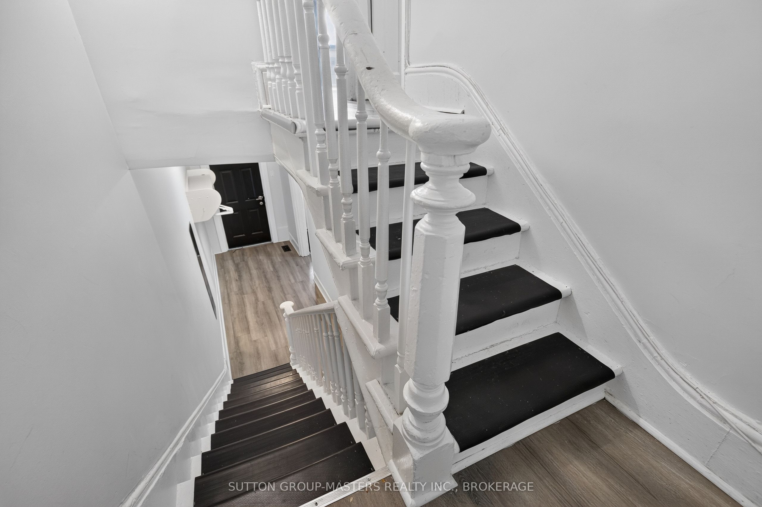 378 Barrie Street Property Photo 16