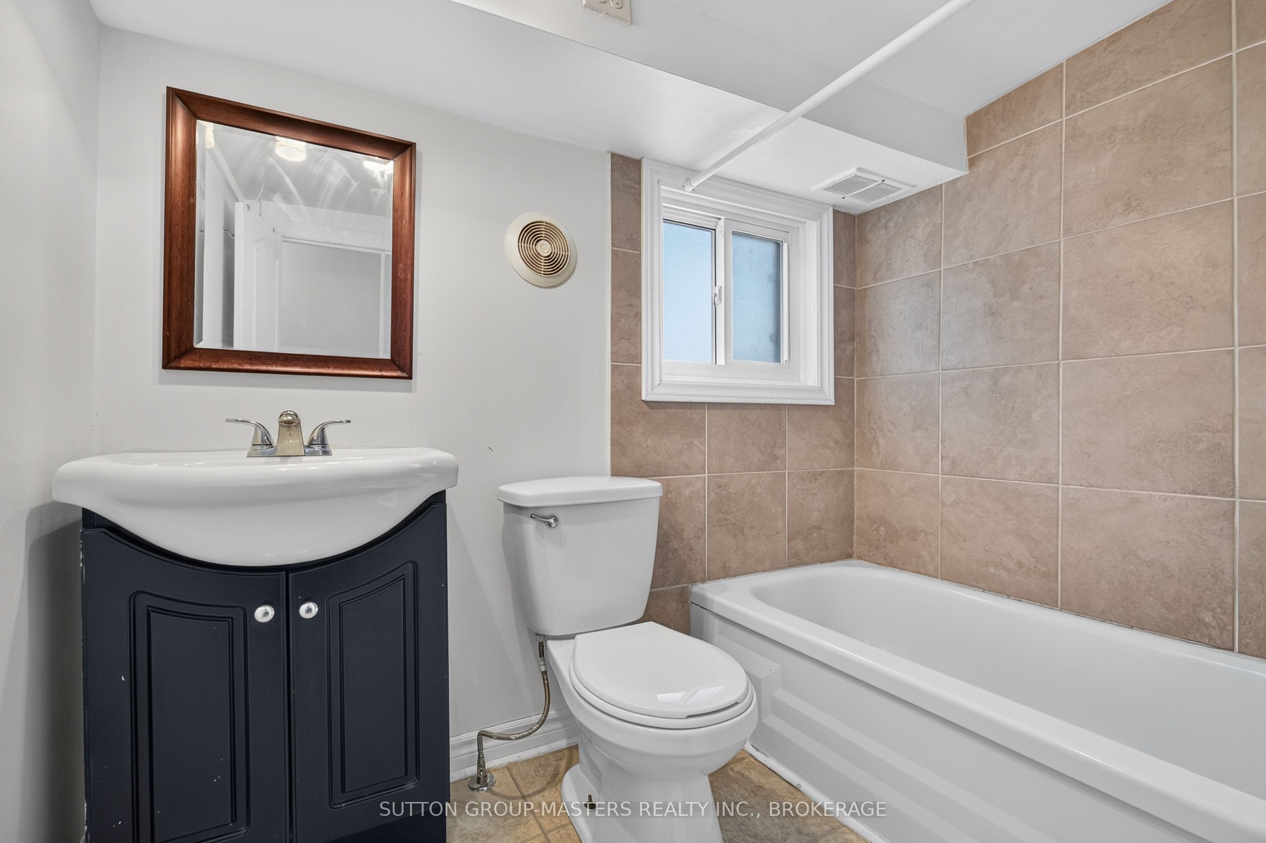 378 Barrie Street Property Photo 19