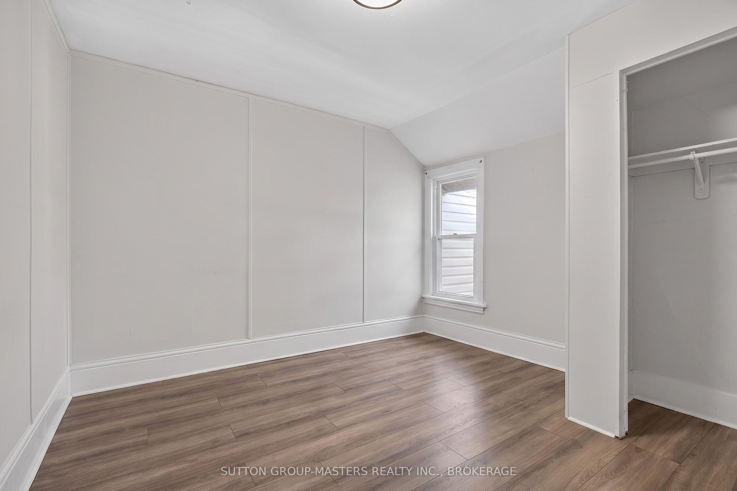 378 Barrie Street Property Photo 21