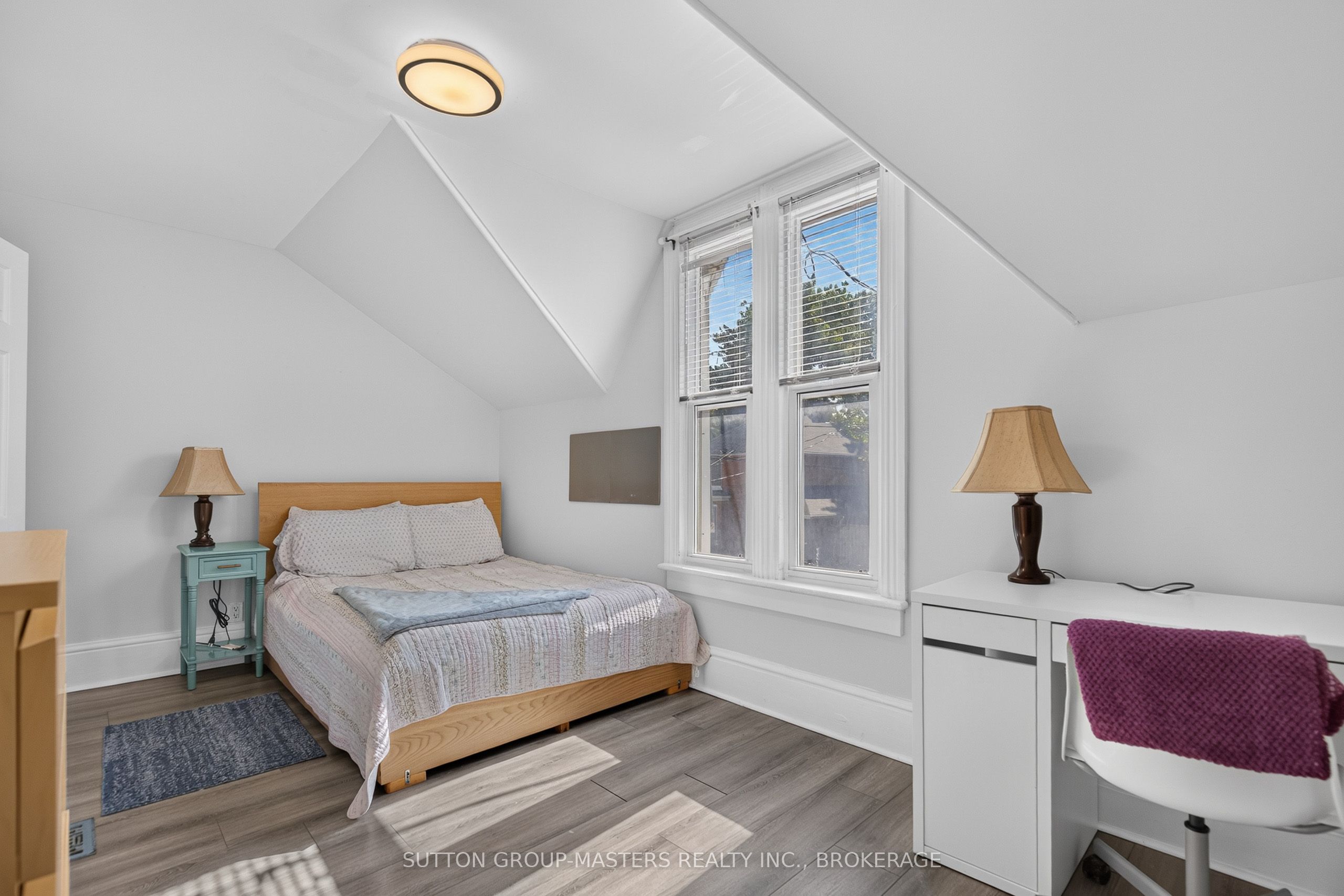 378 Barrie Street Property Photo 22