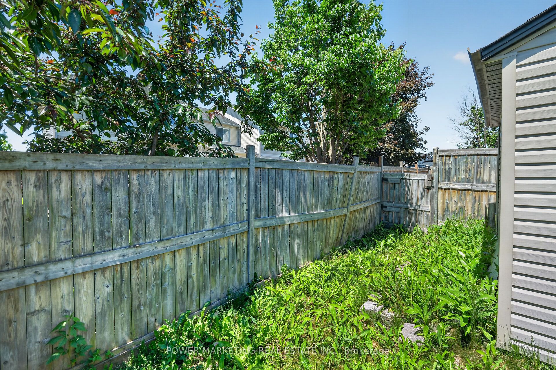 1654 Varennes Boulevard Property Photo 45