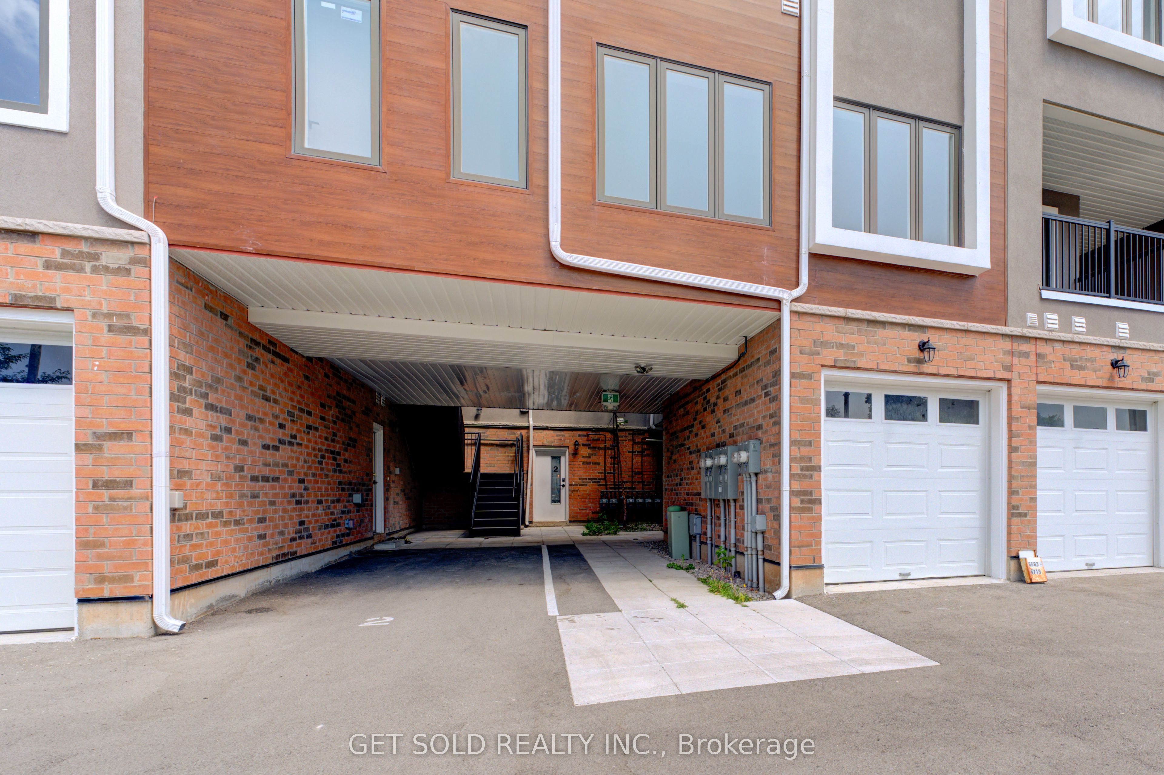 6701 Thorold Stone Road 3 Property Photo 3