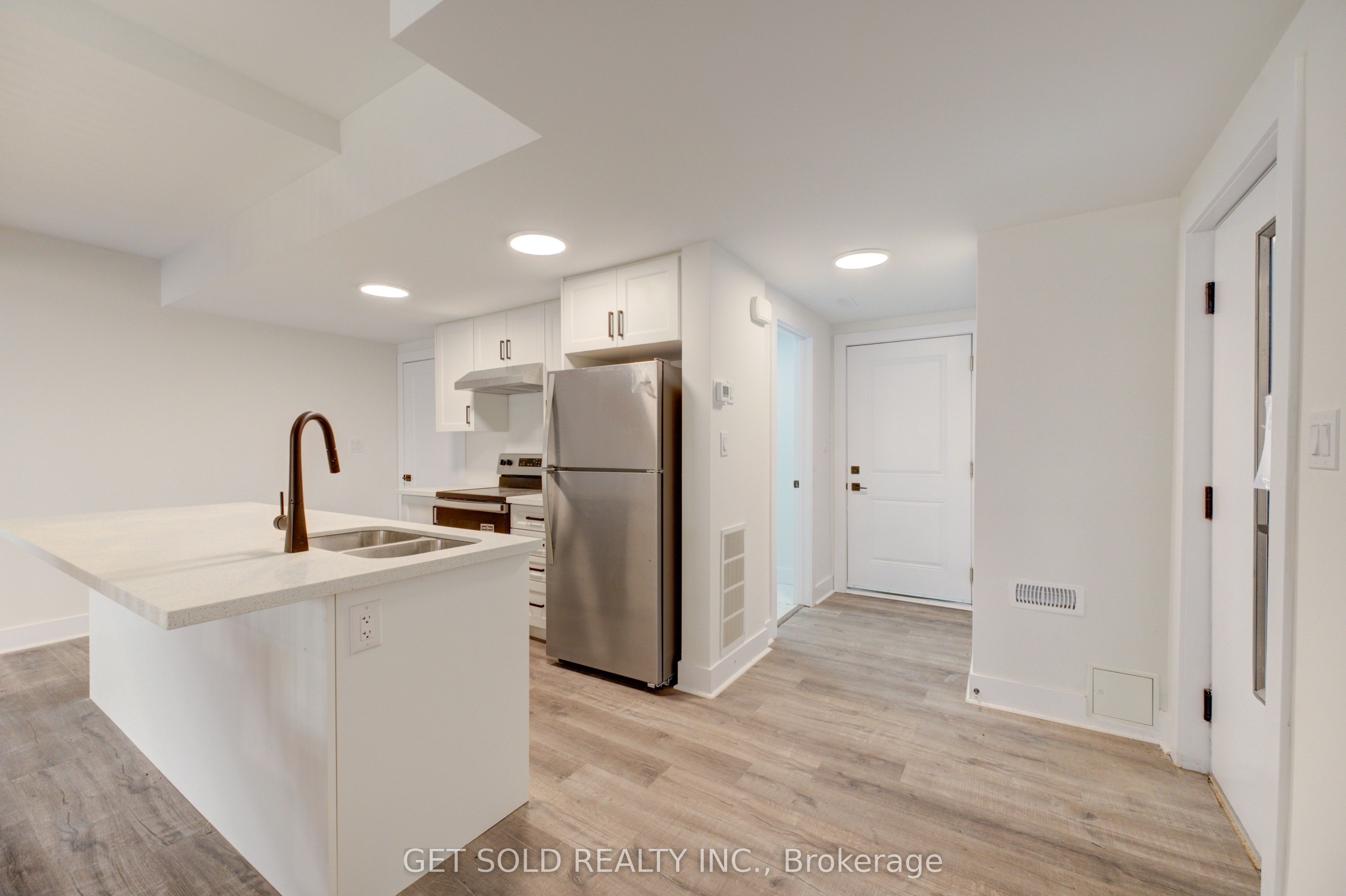 6701 Thorold Stone Road 3 Property Photo 7