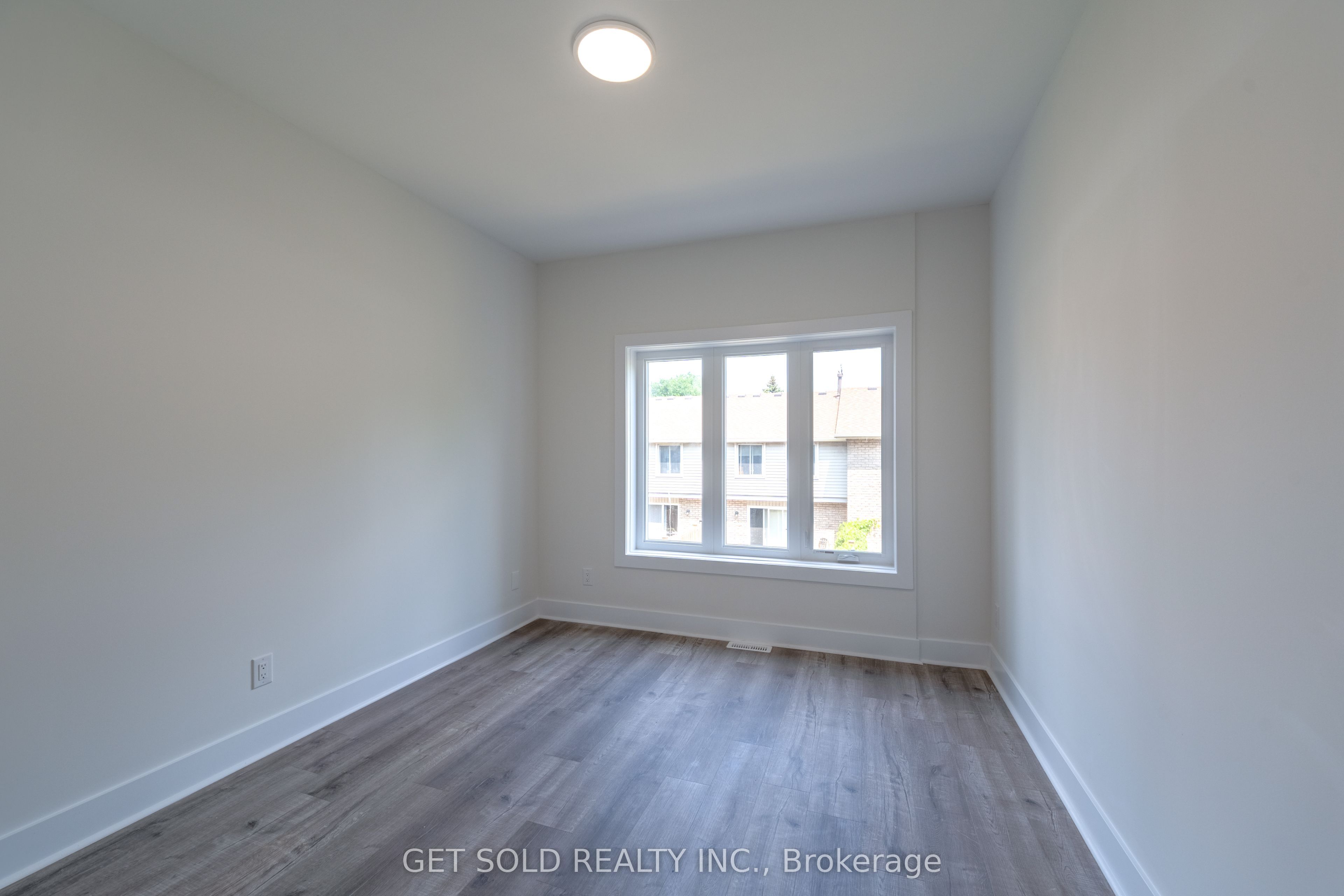 6701 Thorold Stone Road 3 Property Photo 12