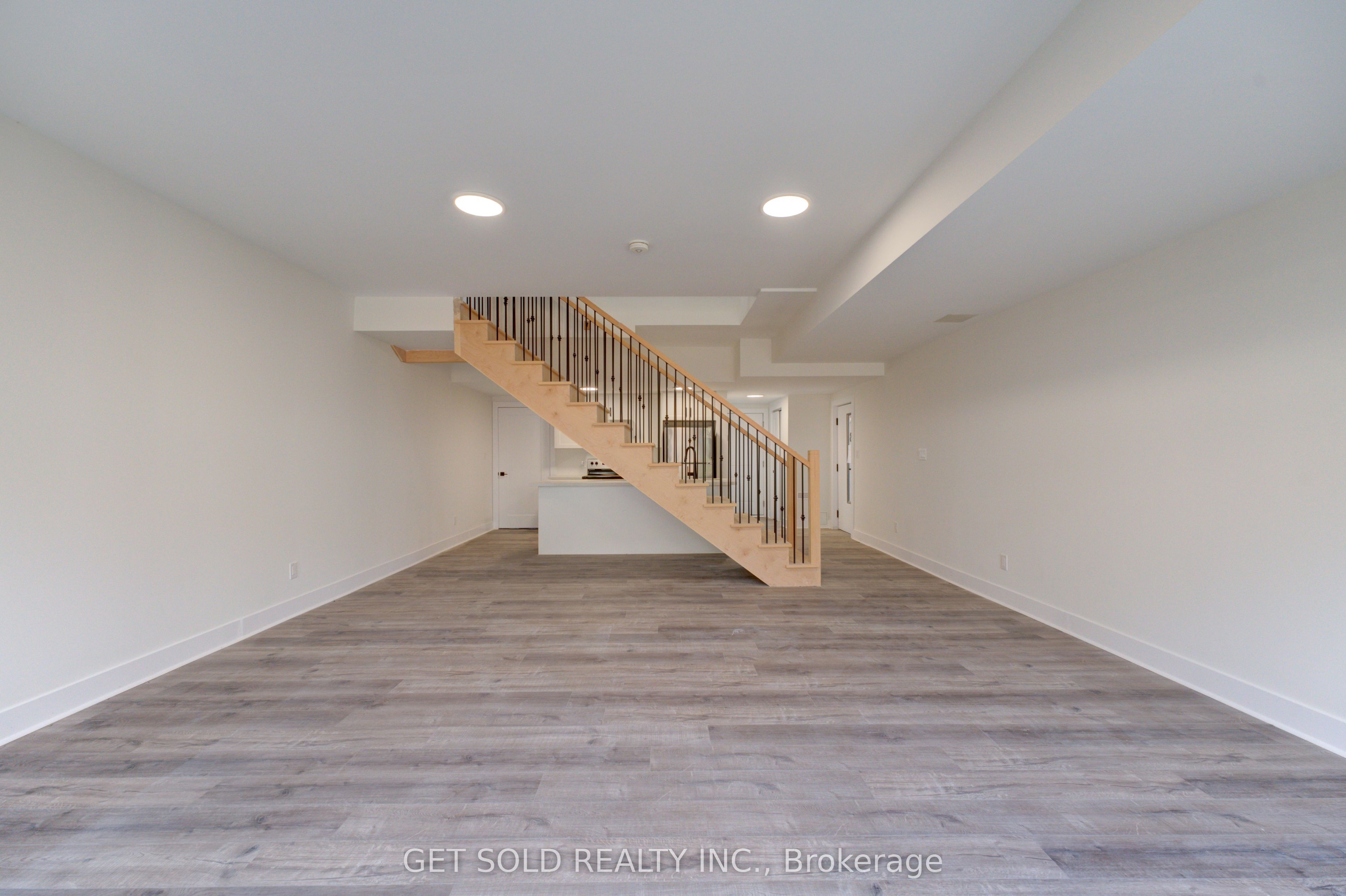 6701 Thorold Stone Road 3 Property Photo 24