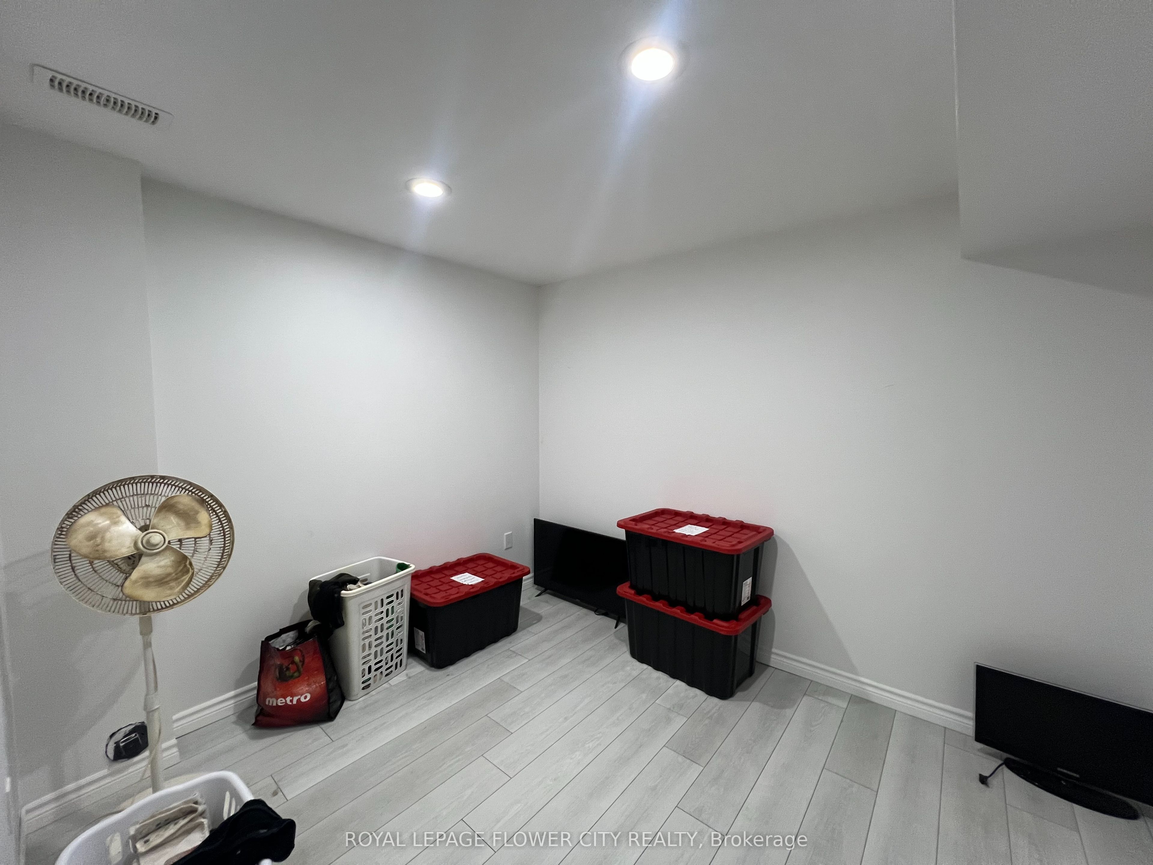6 Tarrison Street Property Photo 16