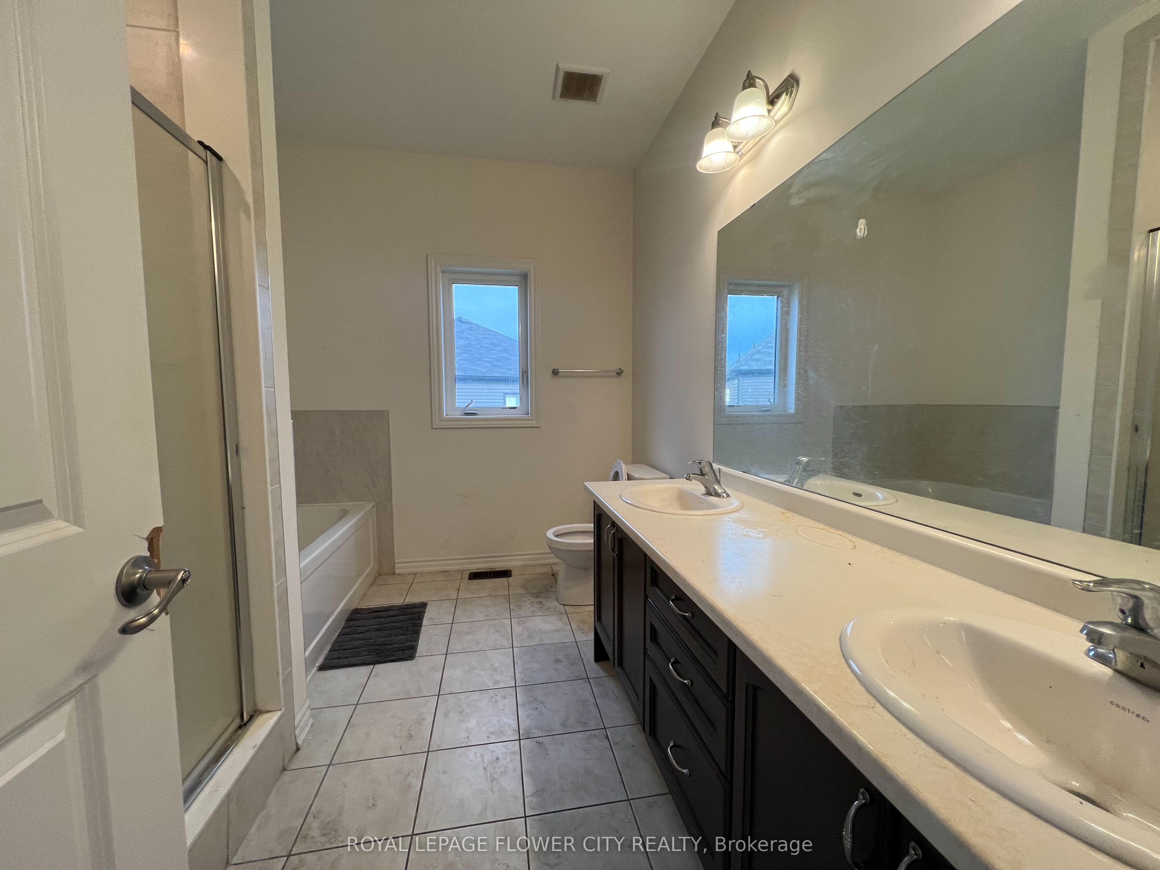 6 Tarrison Street Property Photo 23