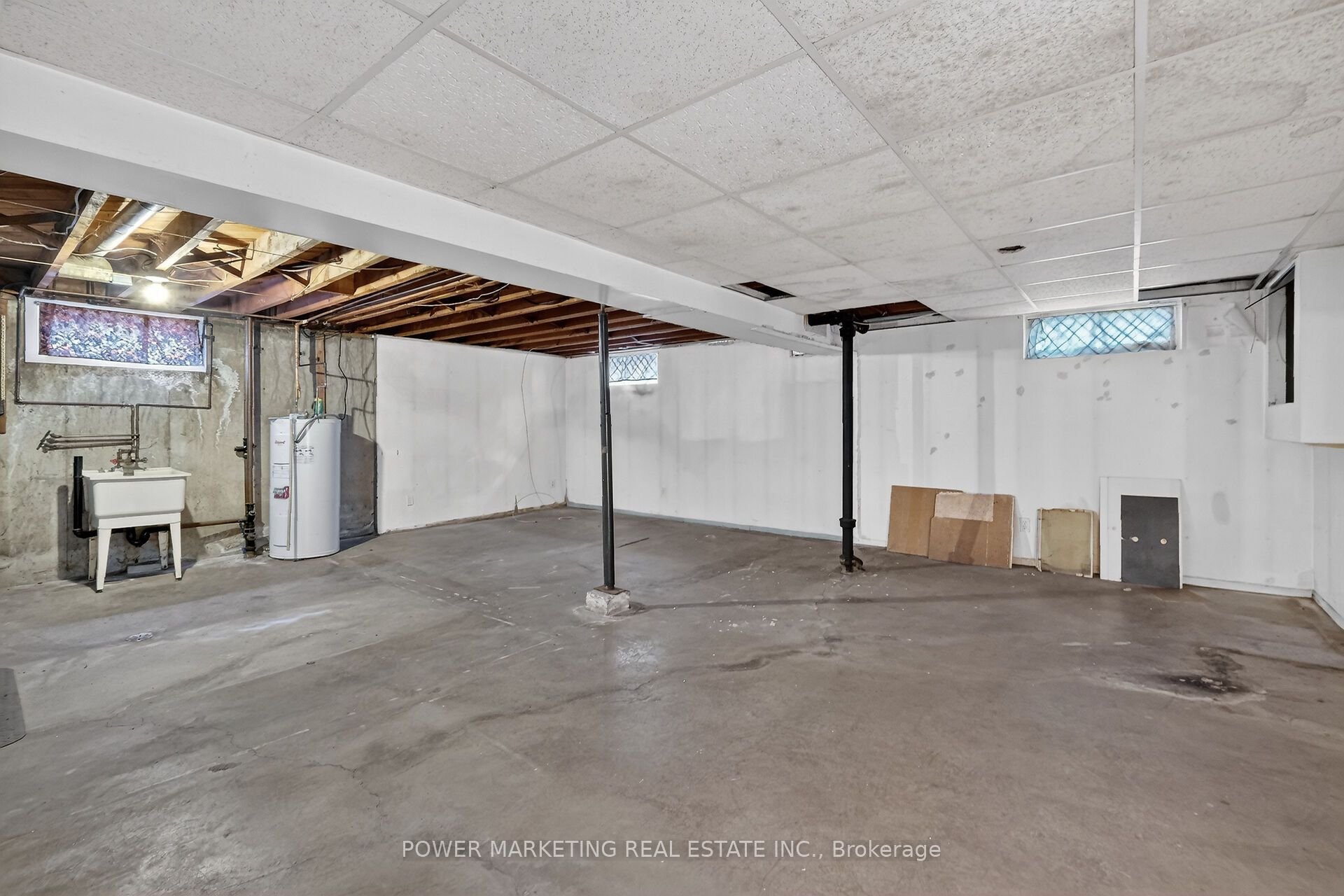 944 Eve Street Property Photo 33