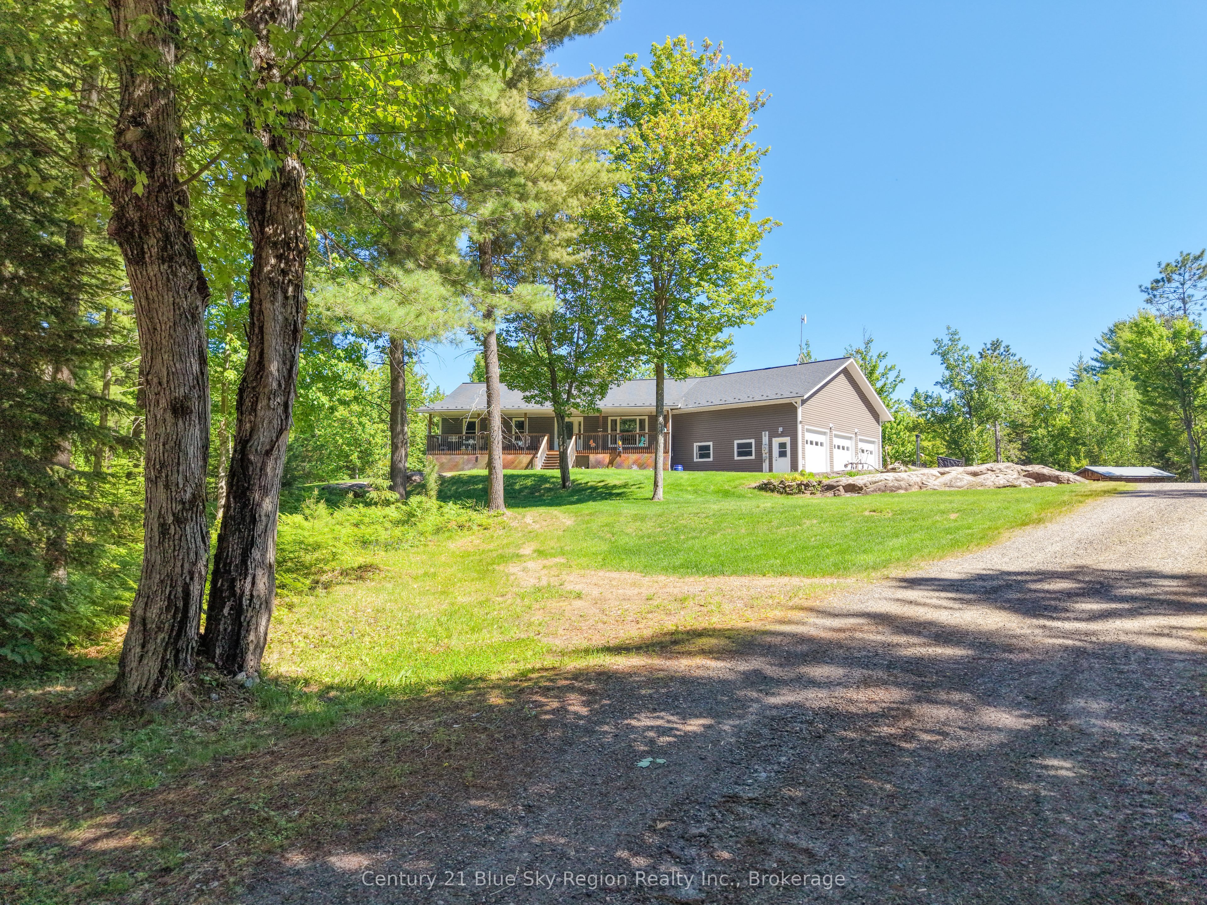 106 Lighthouse Road Property Photo 1