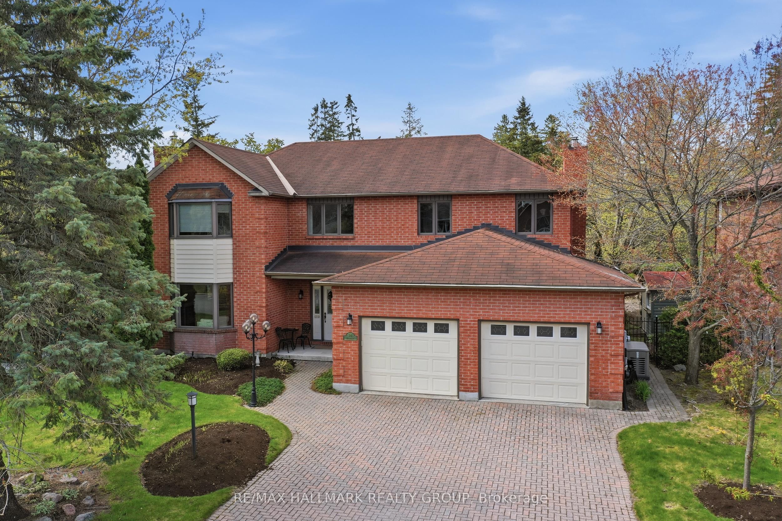 20 Halldorson Crescent Property Photo 1