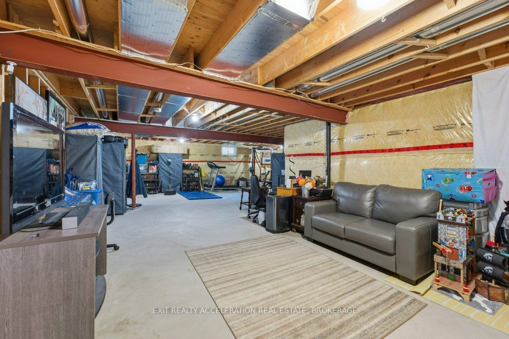 13 Kanvers Way Property Photo 32