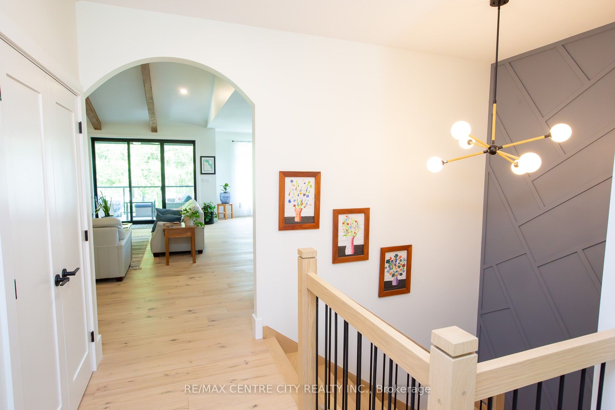 273 Foxborough Place Property Photo 3