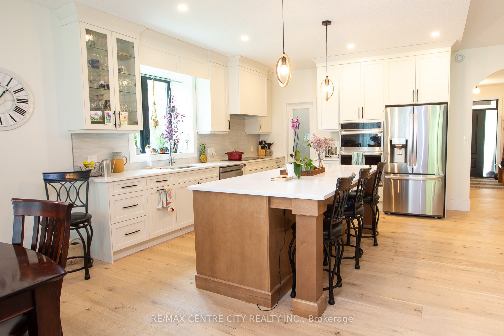 273 Foxborough Place Property Photo 10