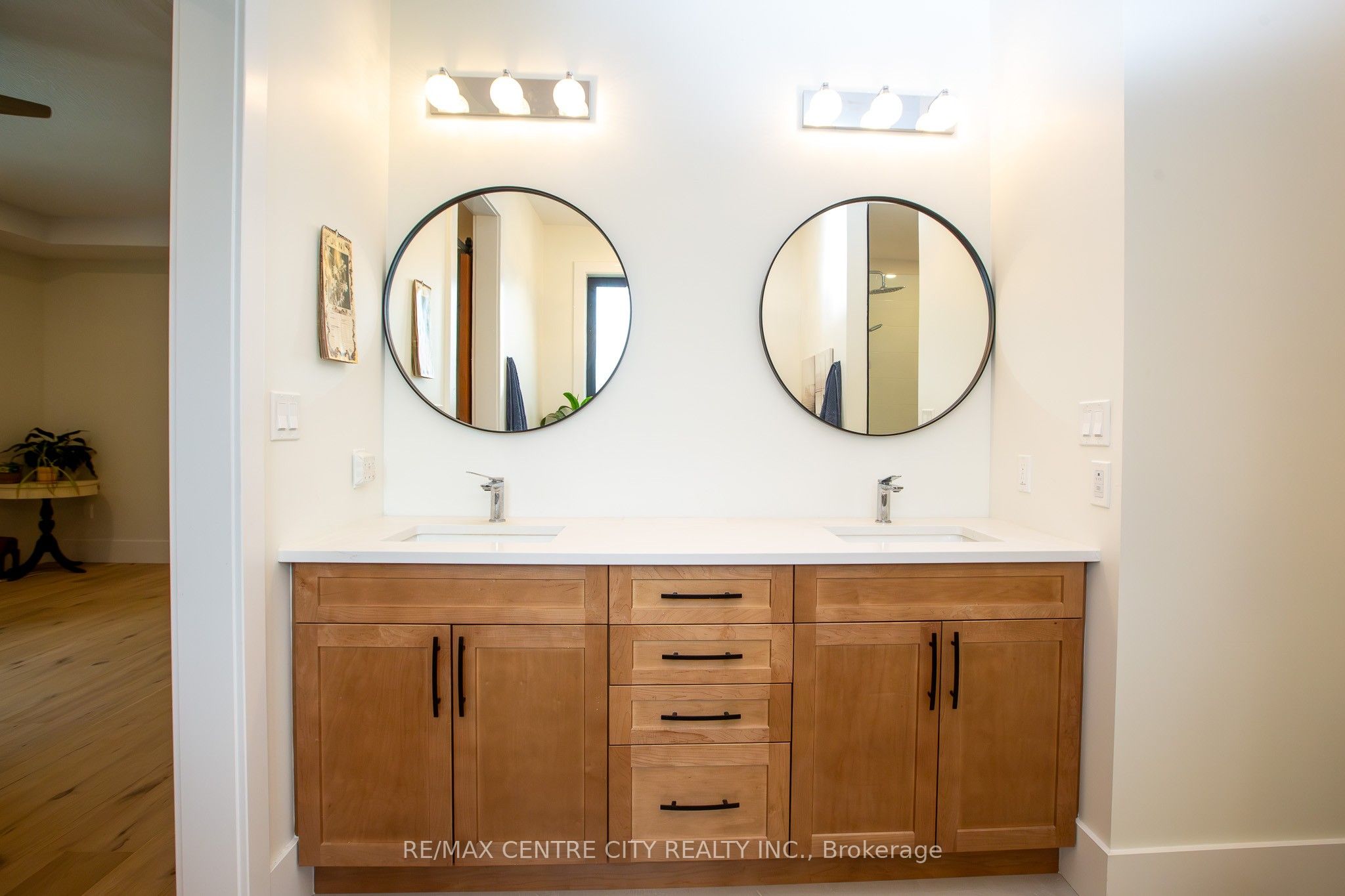 273 Foxborough Place Property Photo 13