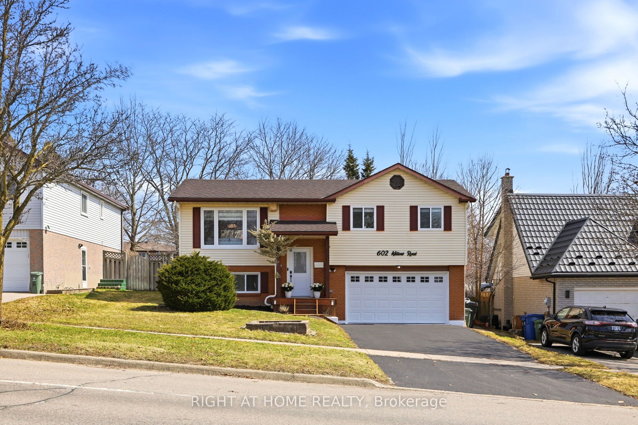 602 WILLOW Road Property Photo 1