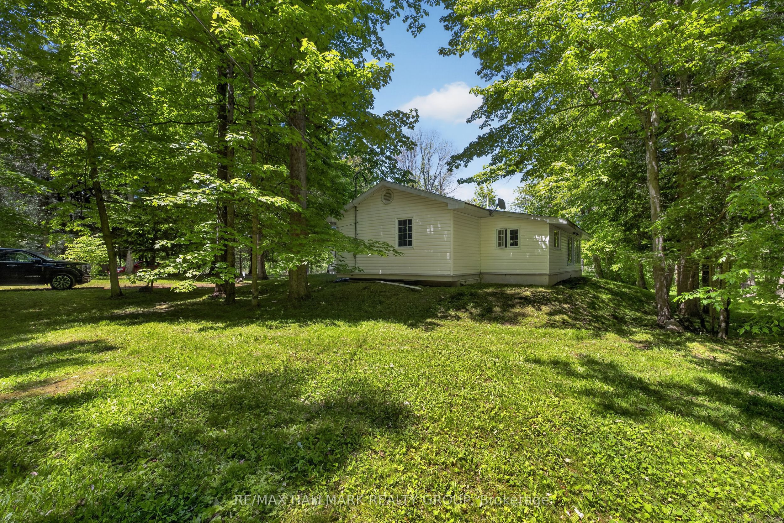 2432 Bathurst 2nd Concession Property Photo 47