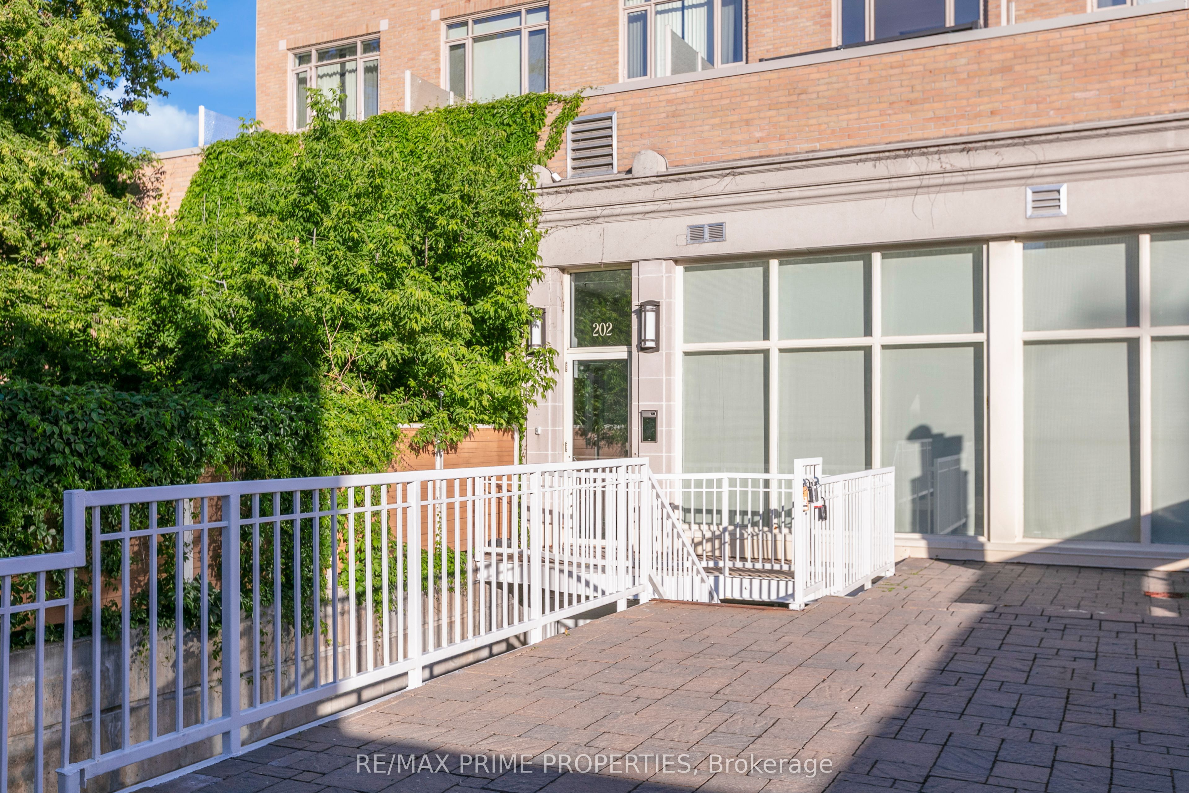 202 St Patrick Street 10 Property Photo 1