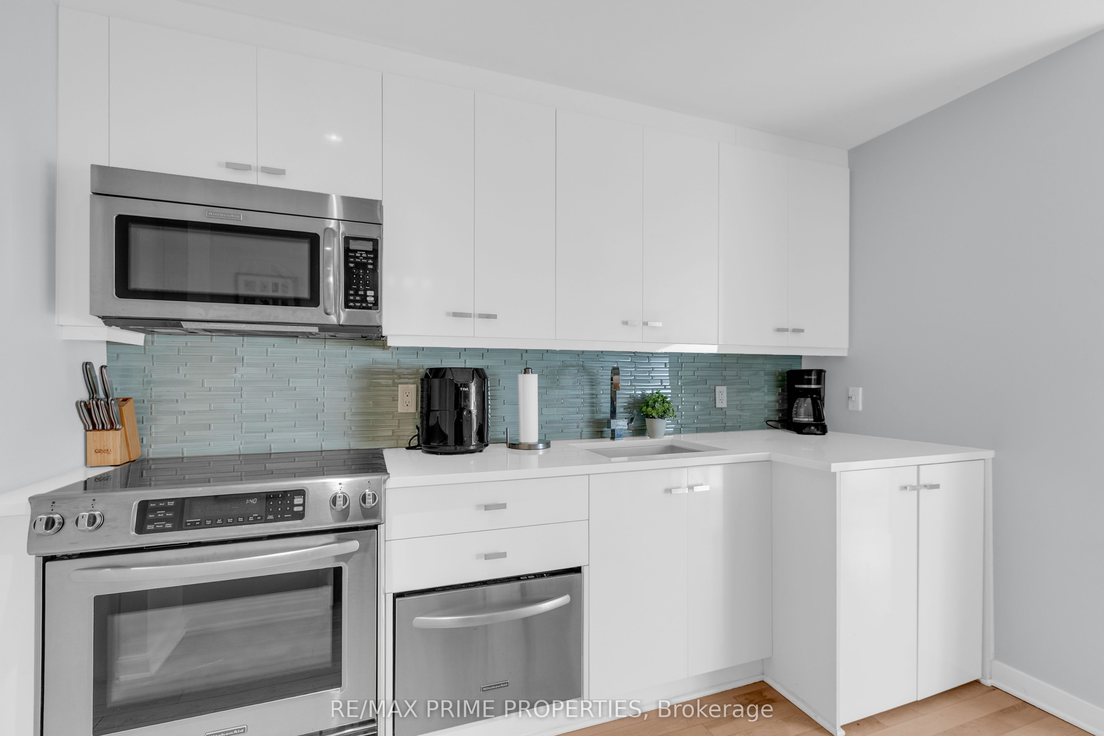 202 St Patrick Street 10 Property Photo 4