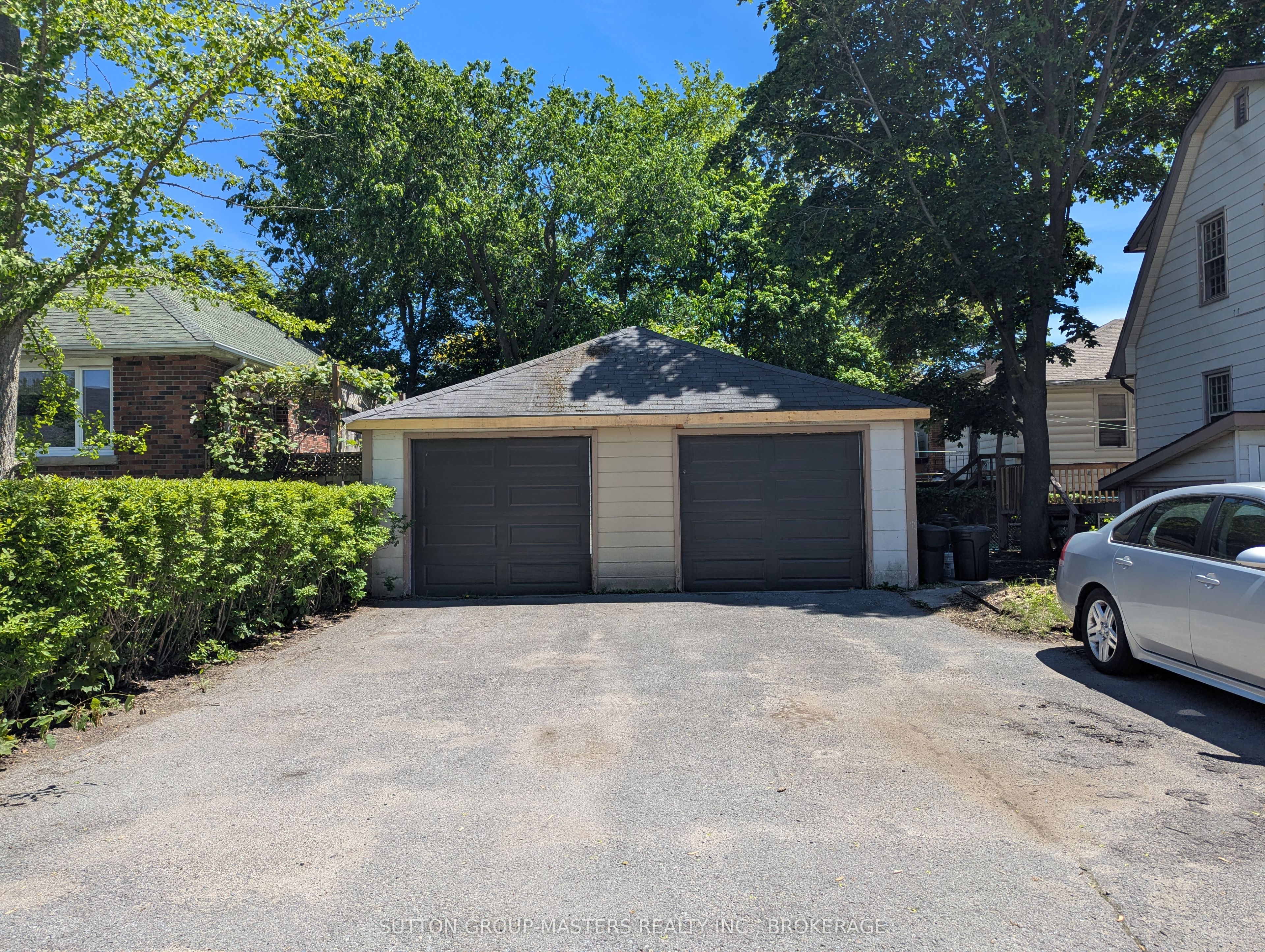 165 Helen Street Property Photo 10