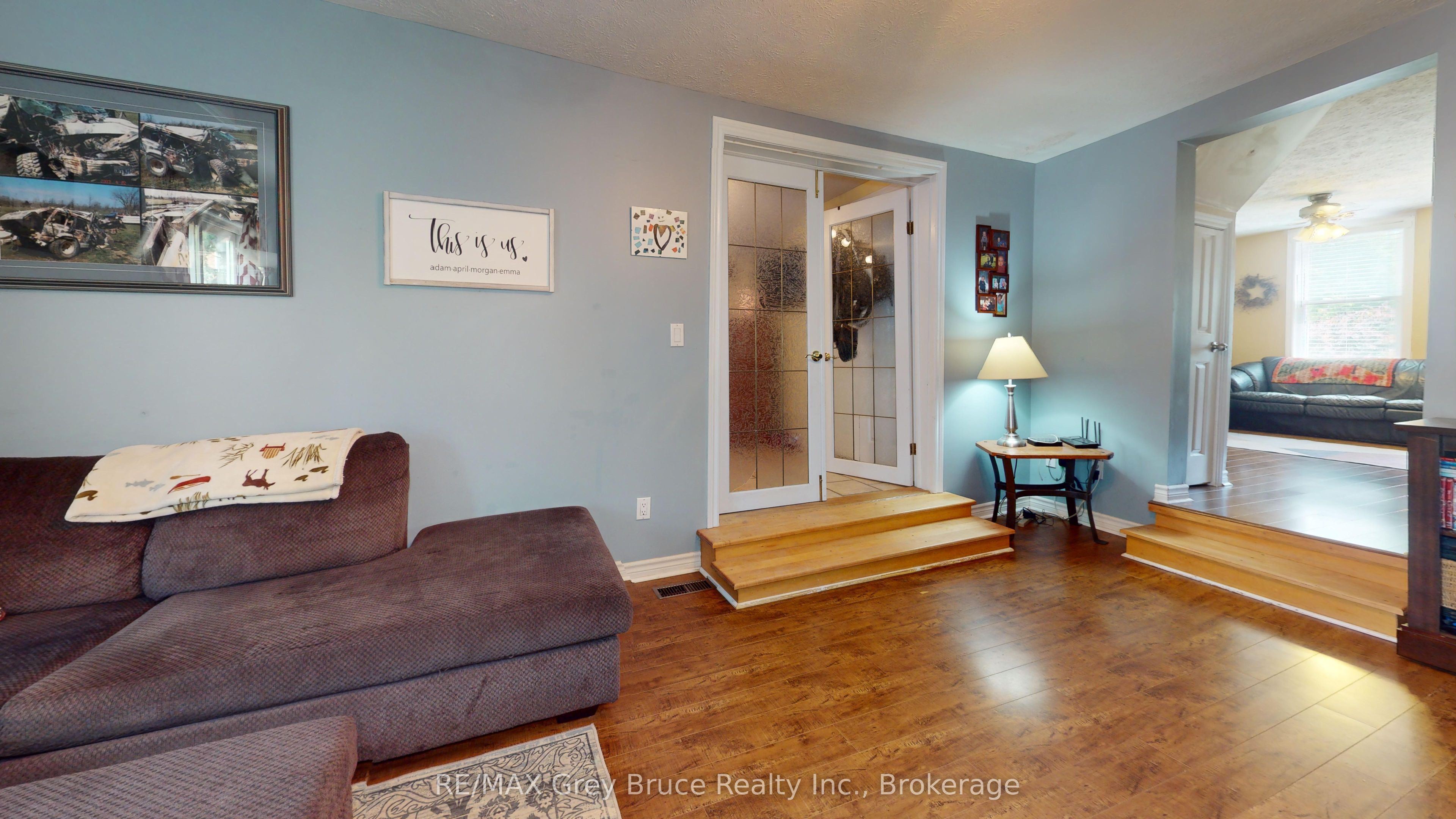 212 Yonge Street S Property Photo 22