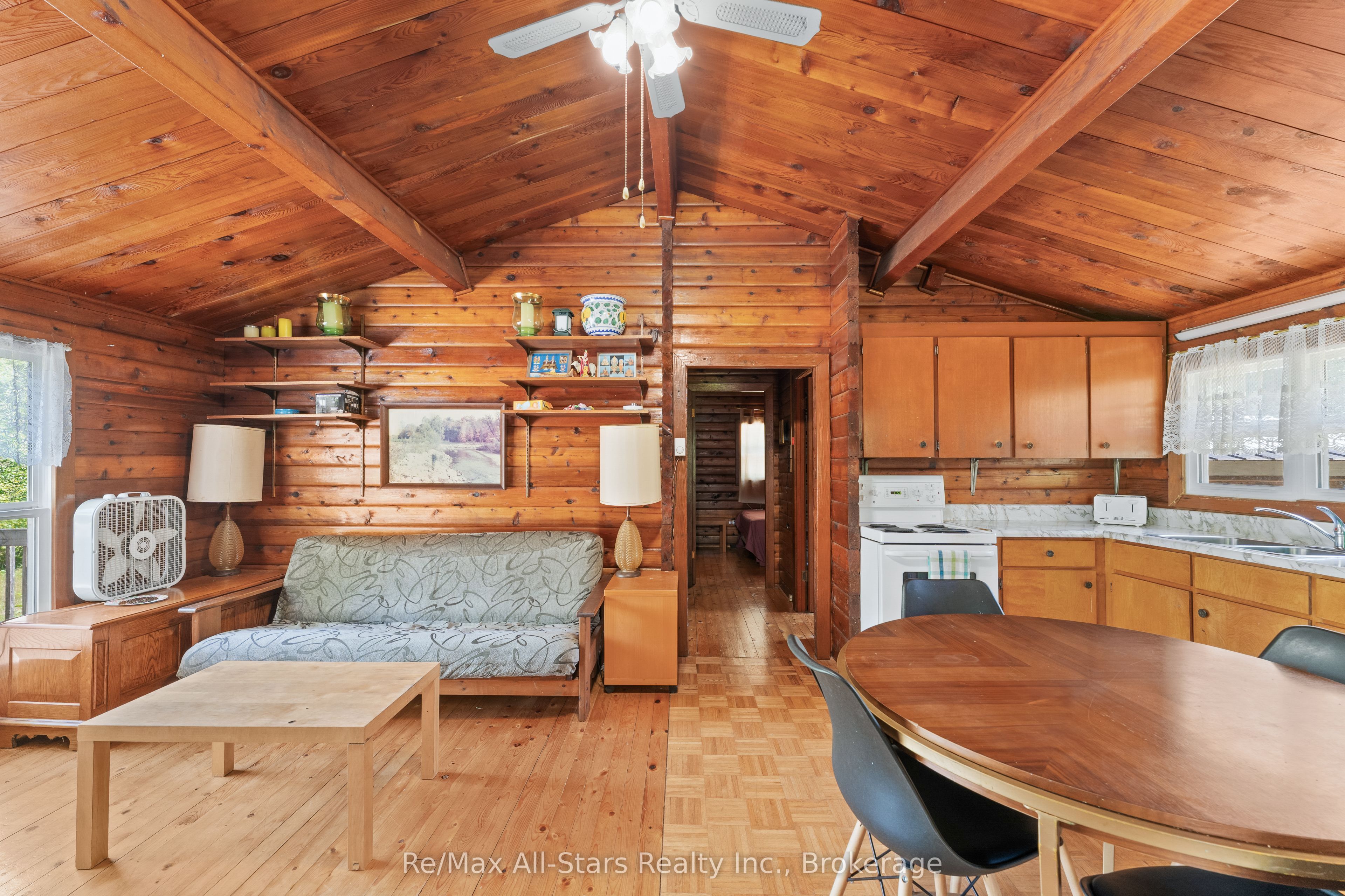 1042 Goadsby Trail Property Photo 12