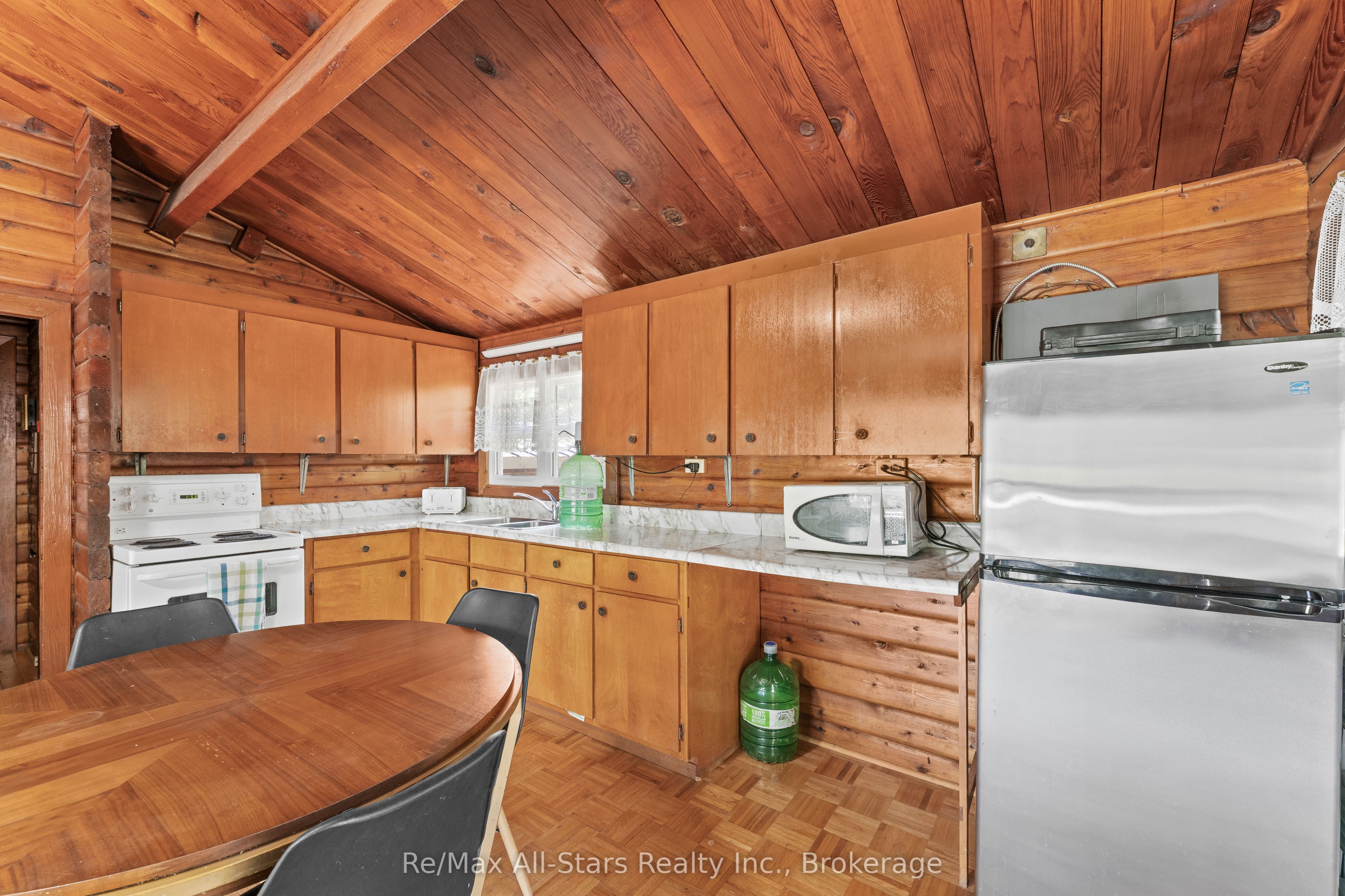 1042 Goadsby Trail Property Photo 13