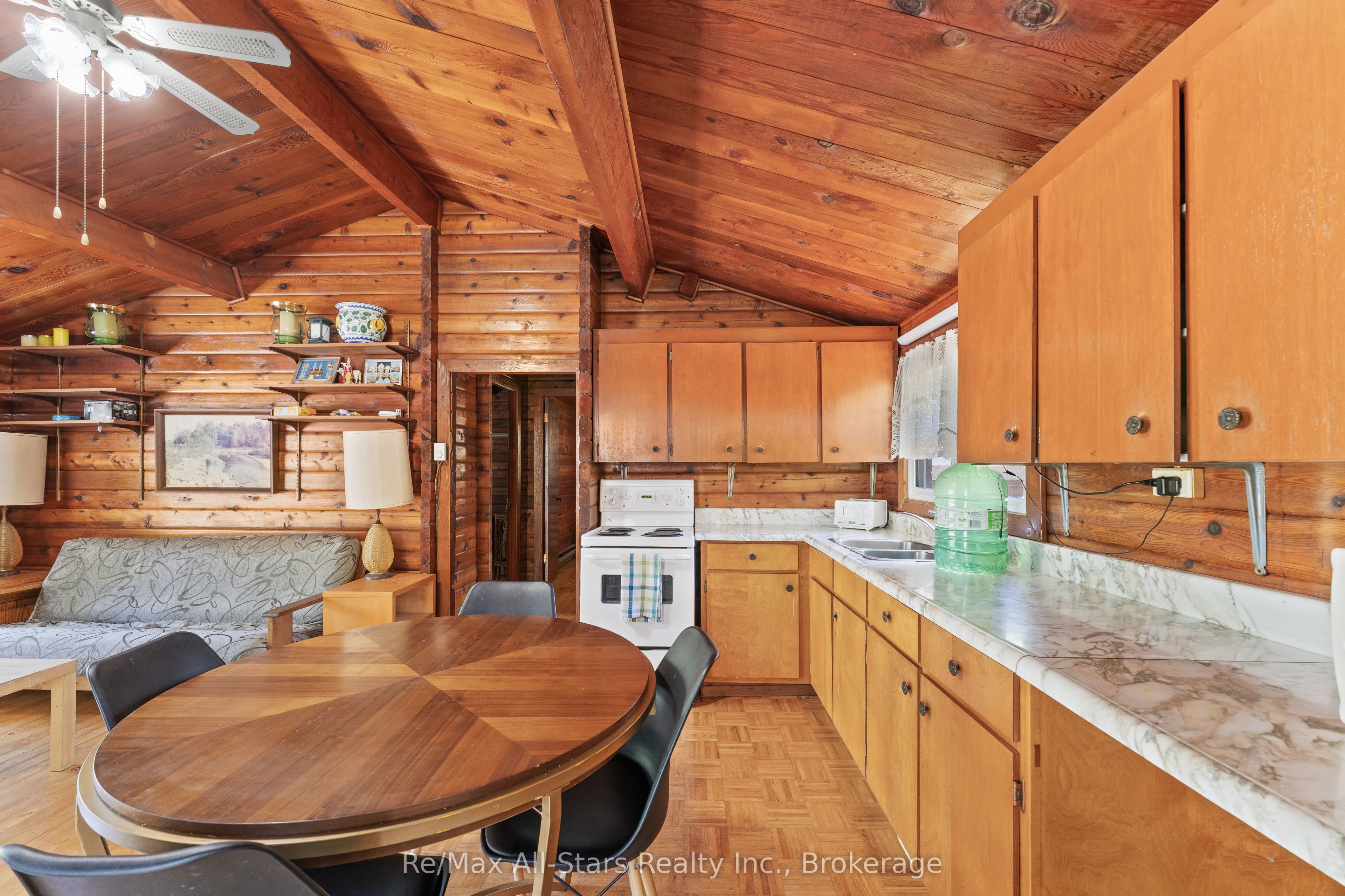 1042 Goadsby Trail Property Photo 14
