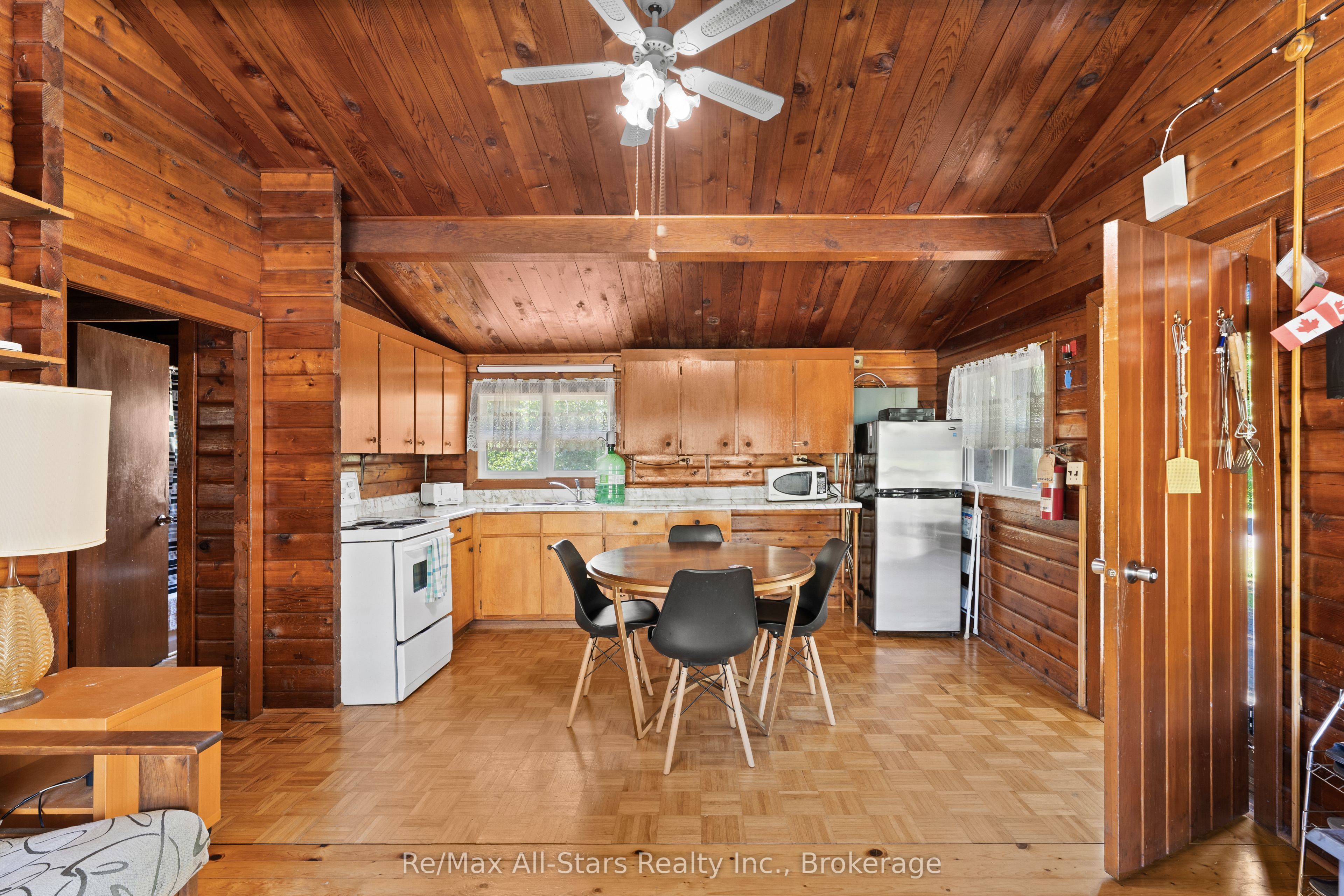 1042 Goadsby Trail Property Photo 16