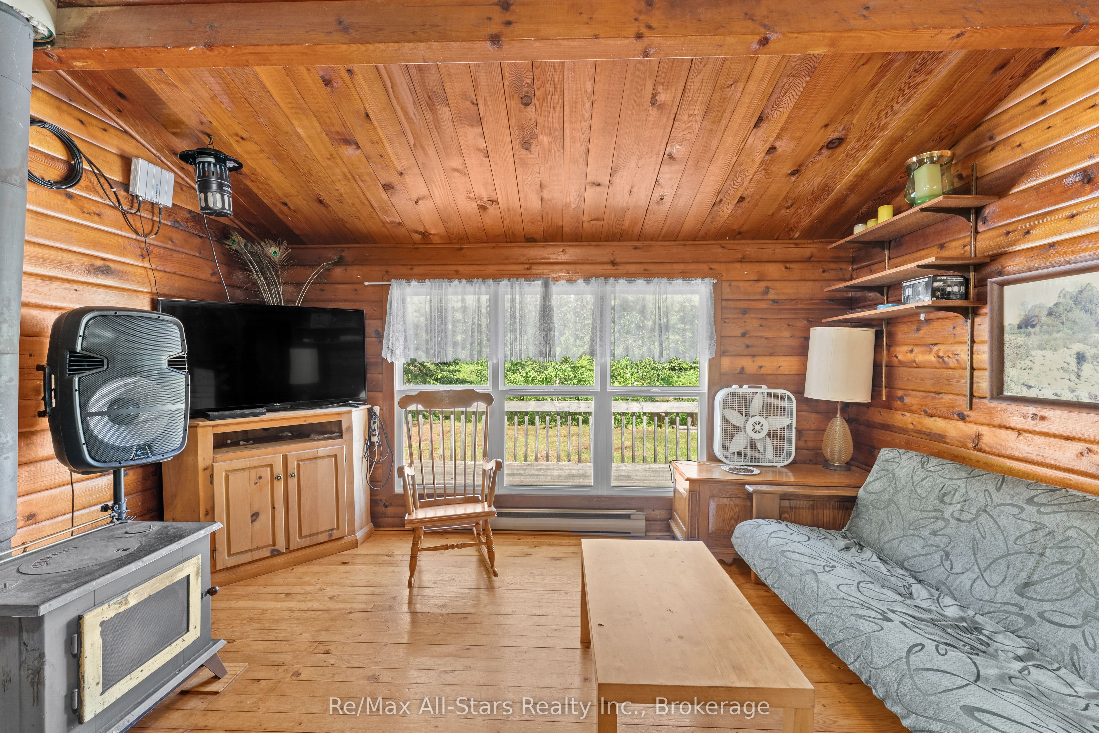 1042 Goadsby Trail Property Photo 18